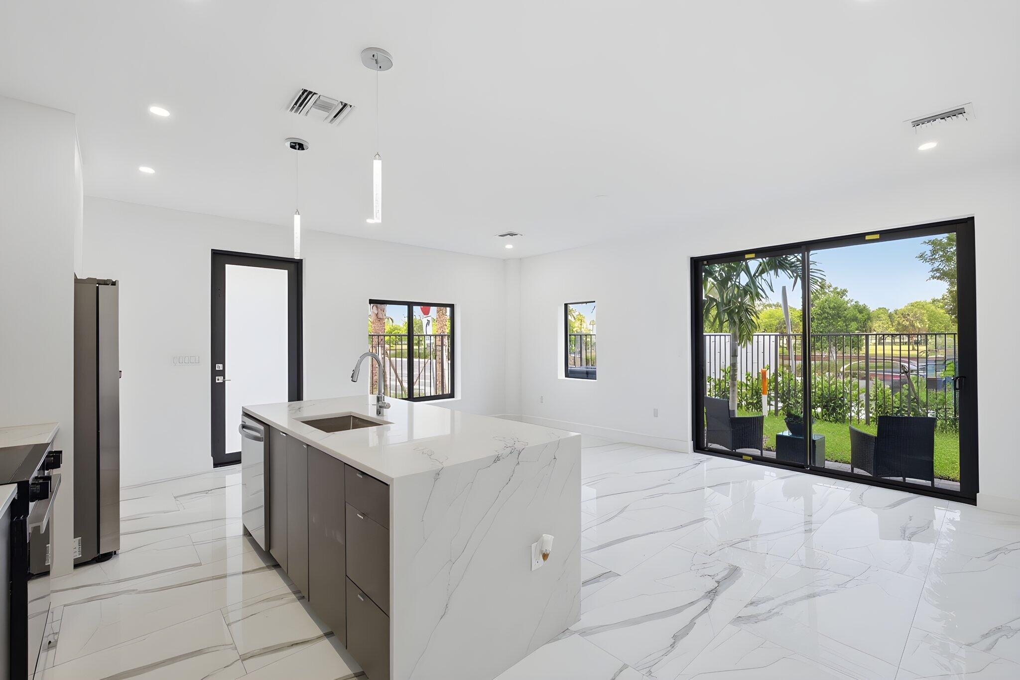 1548 NW 1st Avenue, Pompano Beach, FL 33060, Pompano Beach - Photo 5
