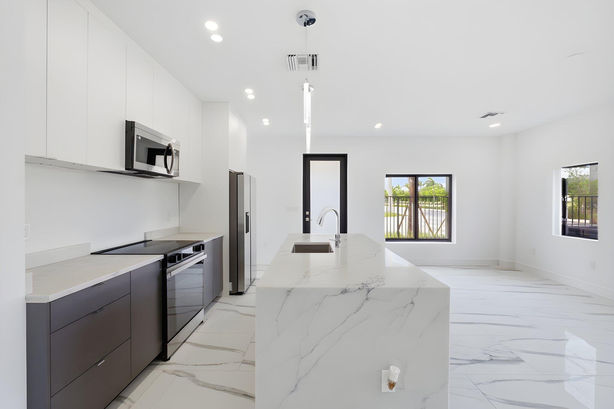 1548 NW 1st Avenue, Pompano Beach, FL 33060, Pompano Beach - Photo 3
