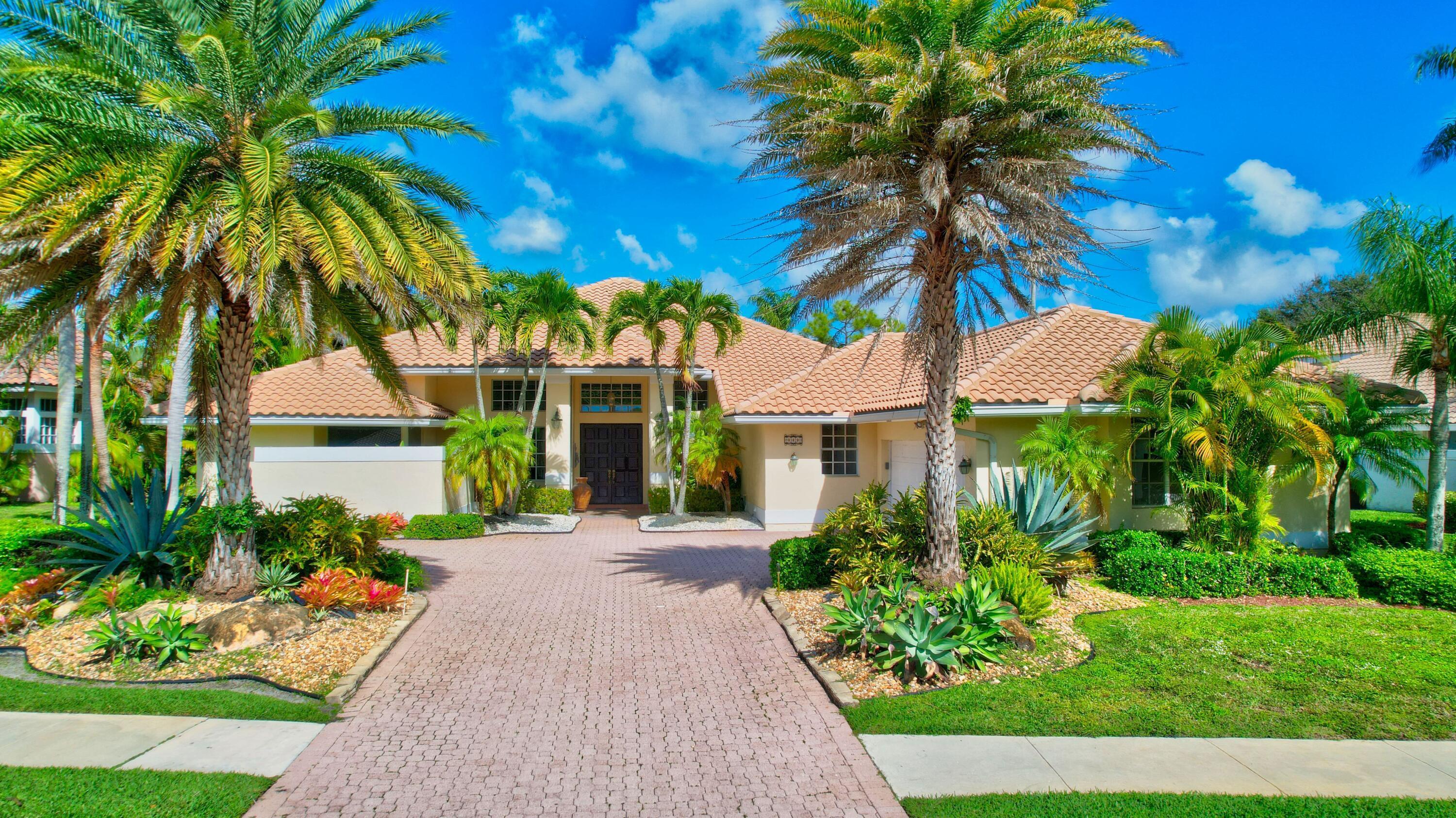 8320 Desmond Drive, Boynton Beach, FL 33472, Boynton Beach - Photo 2