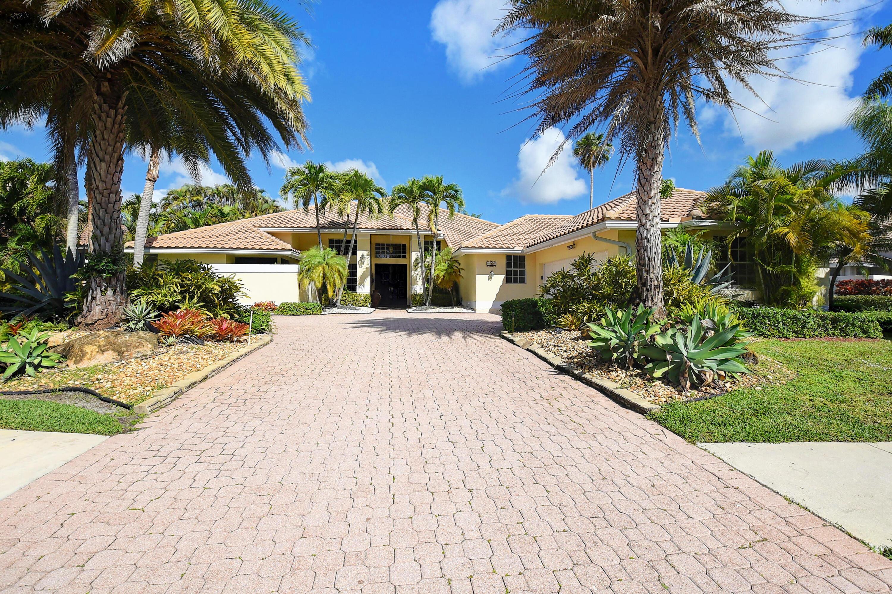 8320 Desmond Drive, Boynton Beach, FL 33472, Boynton Beach - Photo 3