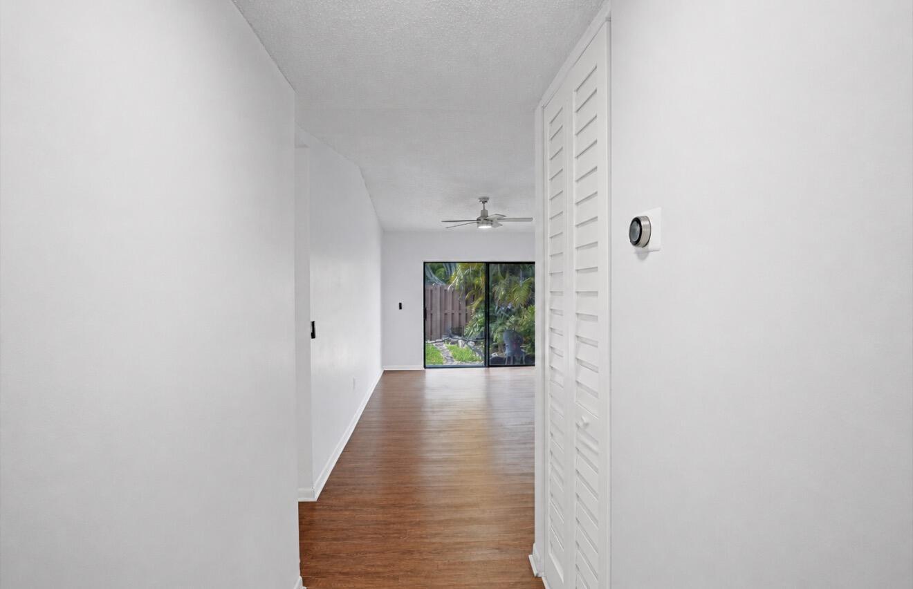13934 SW 52nd Terrace, Miami, FL 33175, Miami - Photo 3