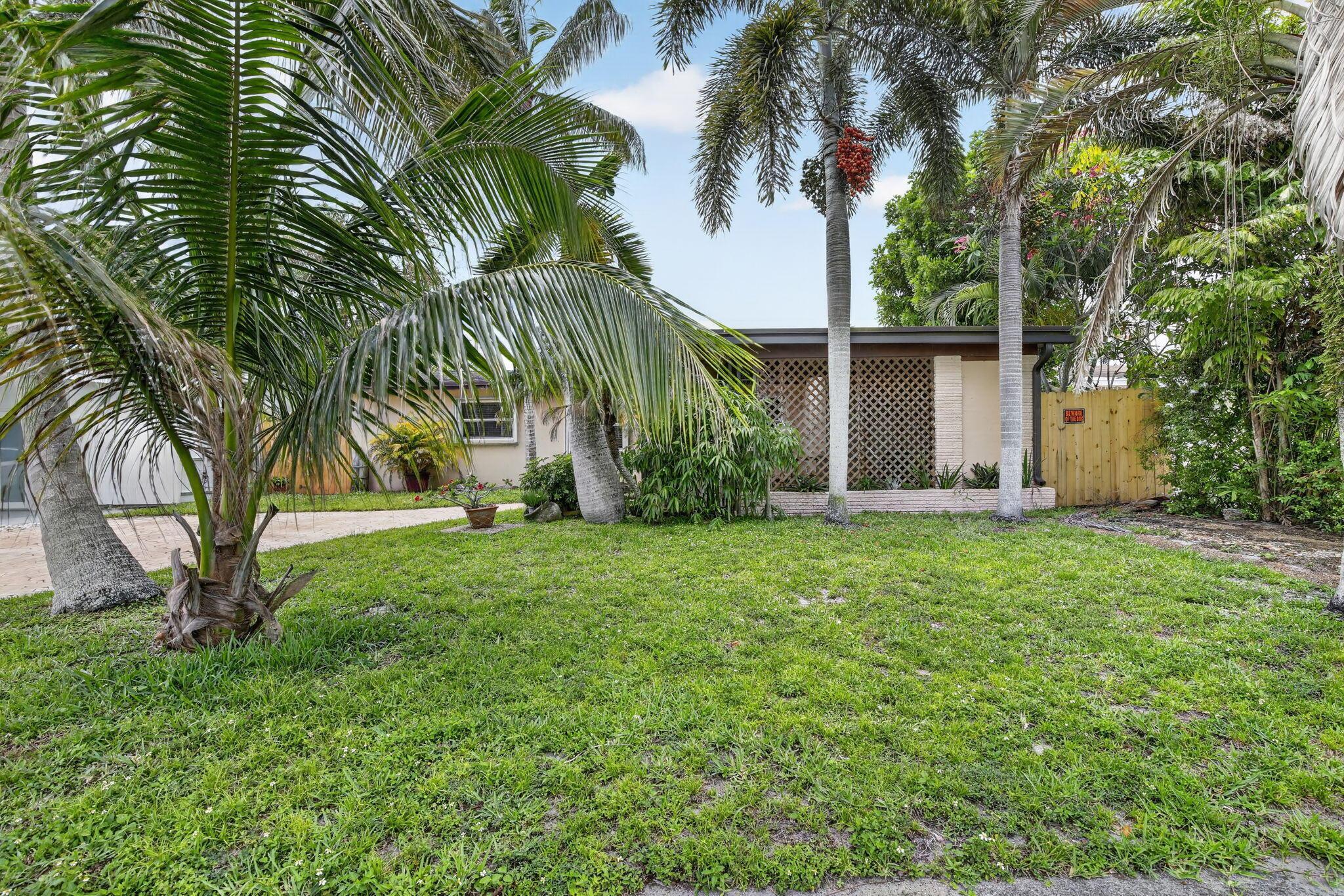 7140 Meade Street, Hollywood, FL 33024, Hollywood - Photo 2