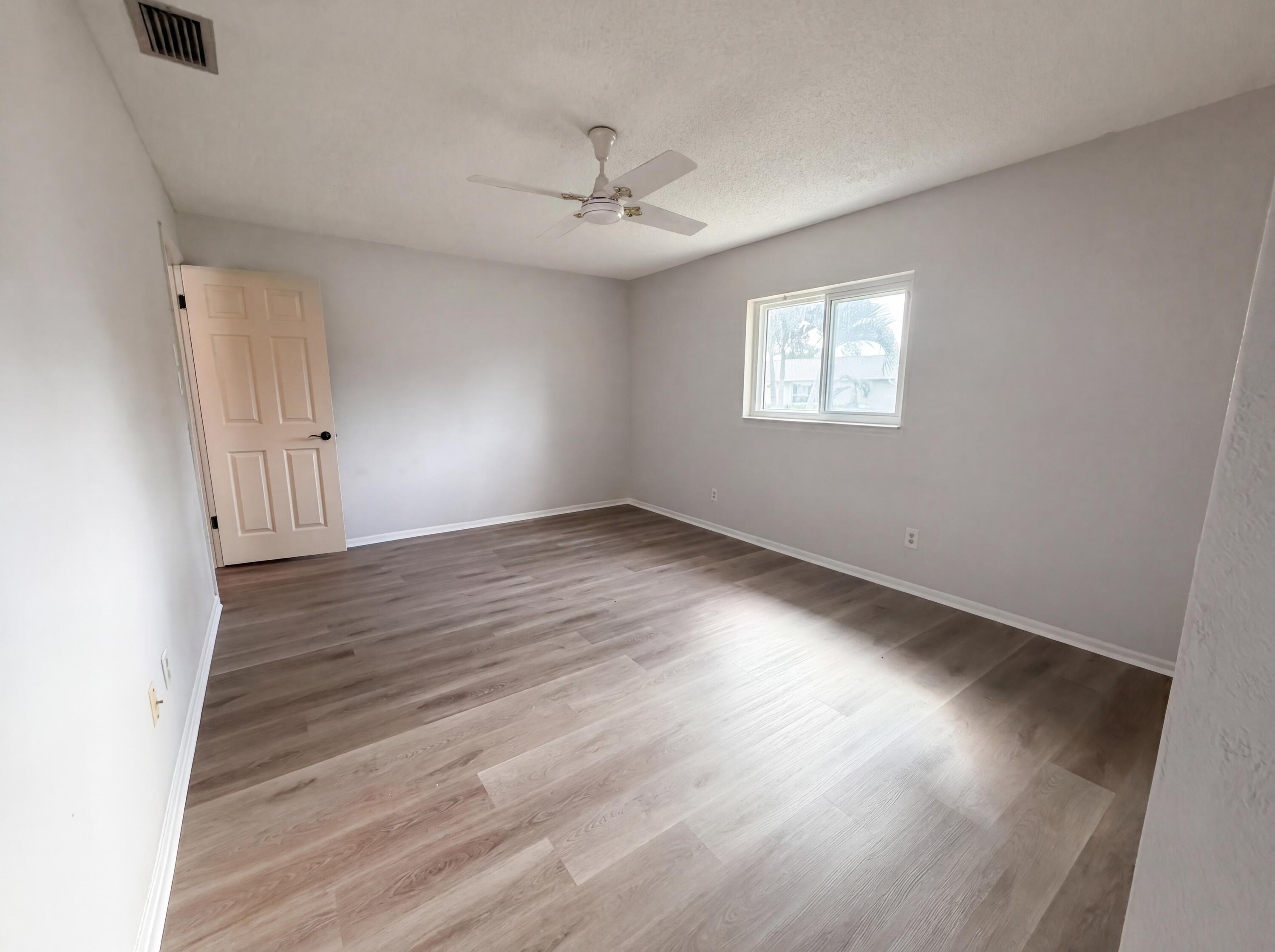 9605 NW 81st, Tamarac, FL 33321, Tamarac - Photo 4