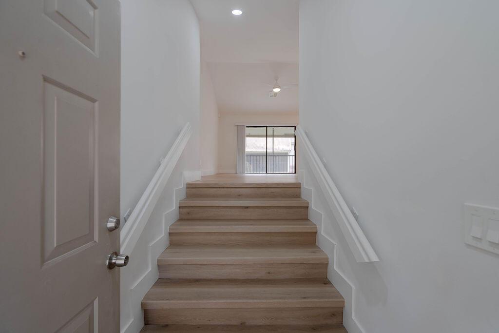 5710 Coach House Circle G, Boca Raton, FL 33486, Boca Raton - Photo 3