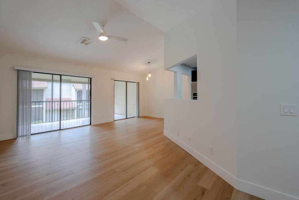 5710 Coach House Circle G, Boca Raton, FL 33486, Boca Raton - Photo 4