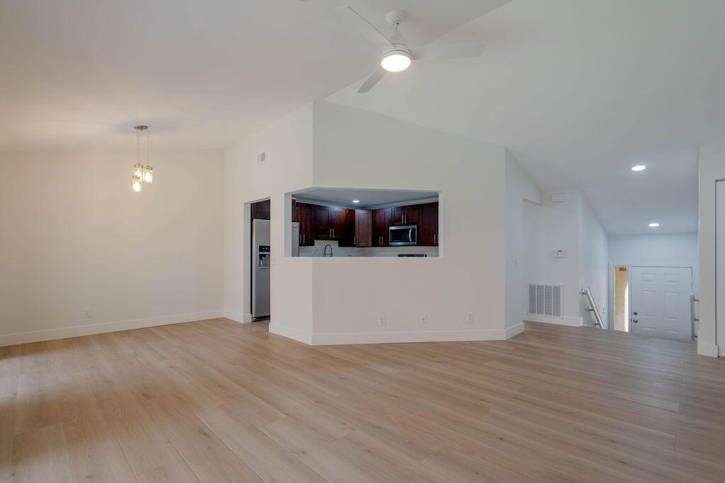 5710 Coach House Circle G, Boca Raton, FL 33486, Boca Raton - Photo 5