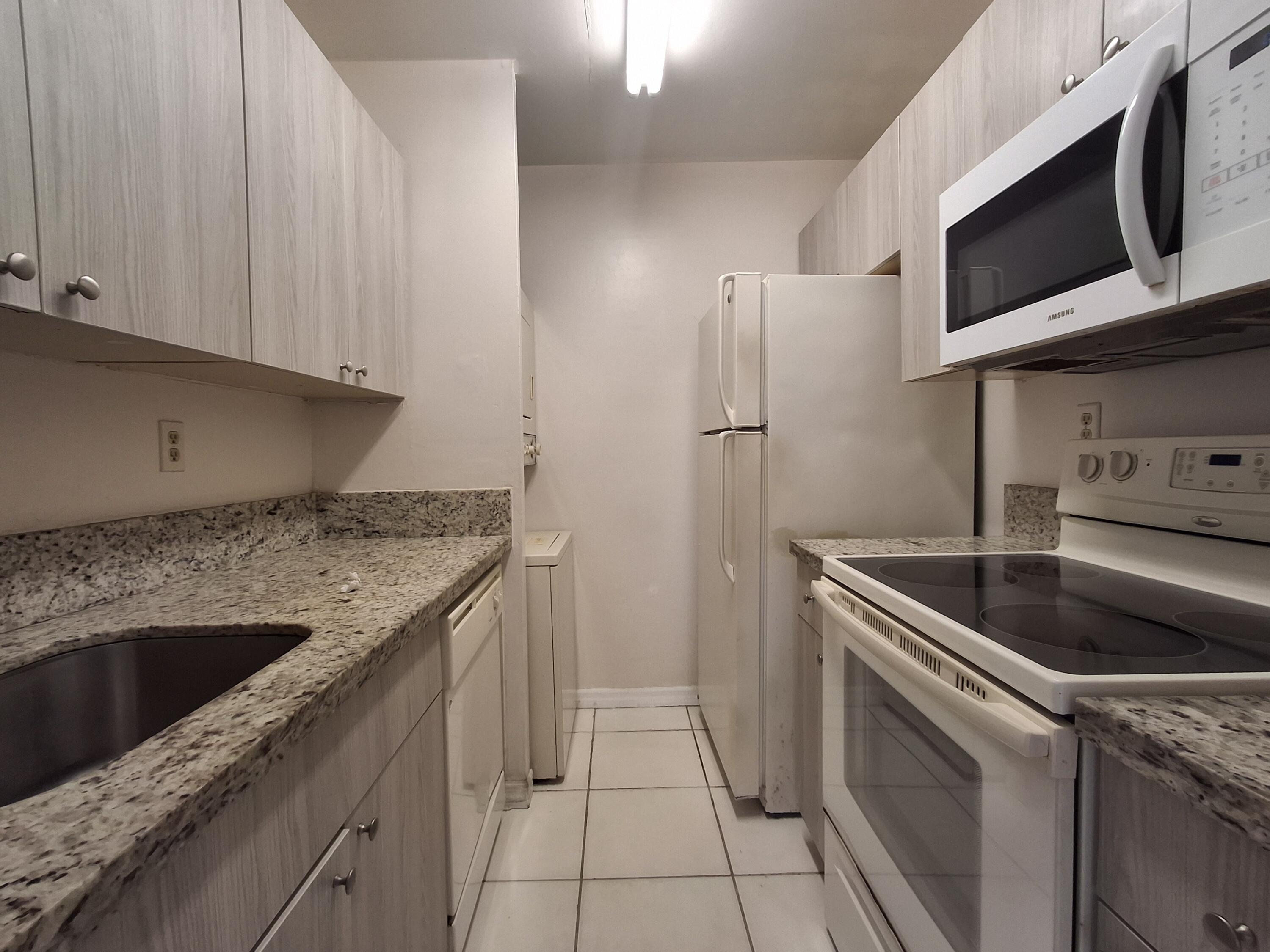 11506 Royal Palm Boulevard 11506, Coral Springs, FL 33065, Coral Springs - Photo 4