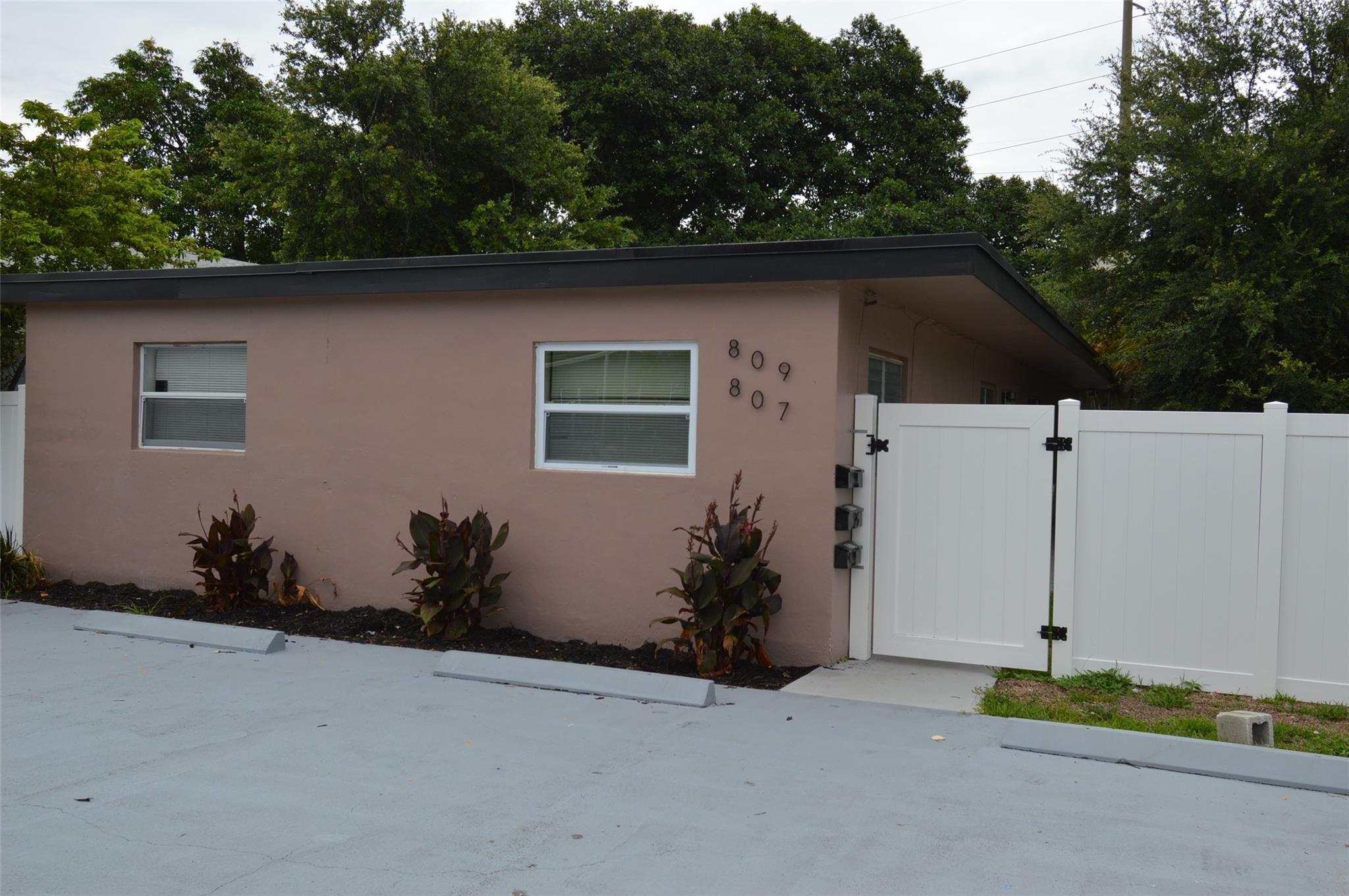 807 Phippen Waiters Road 2, Dania Beach, FL 33004, Dania Beach