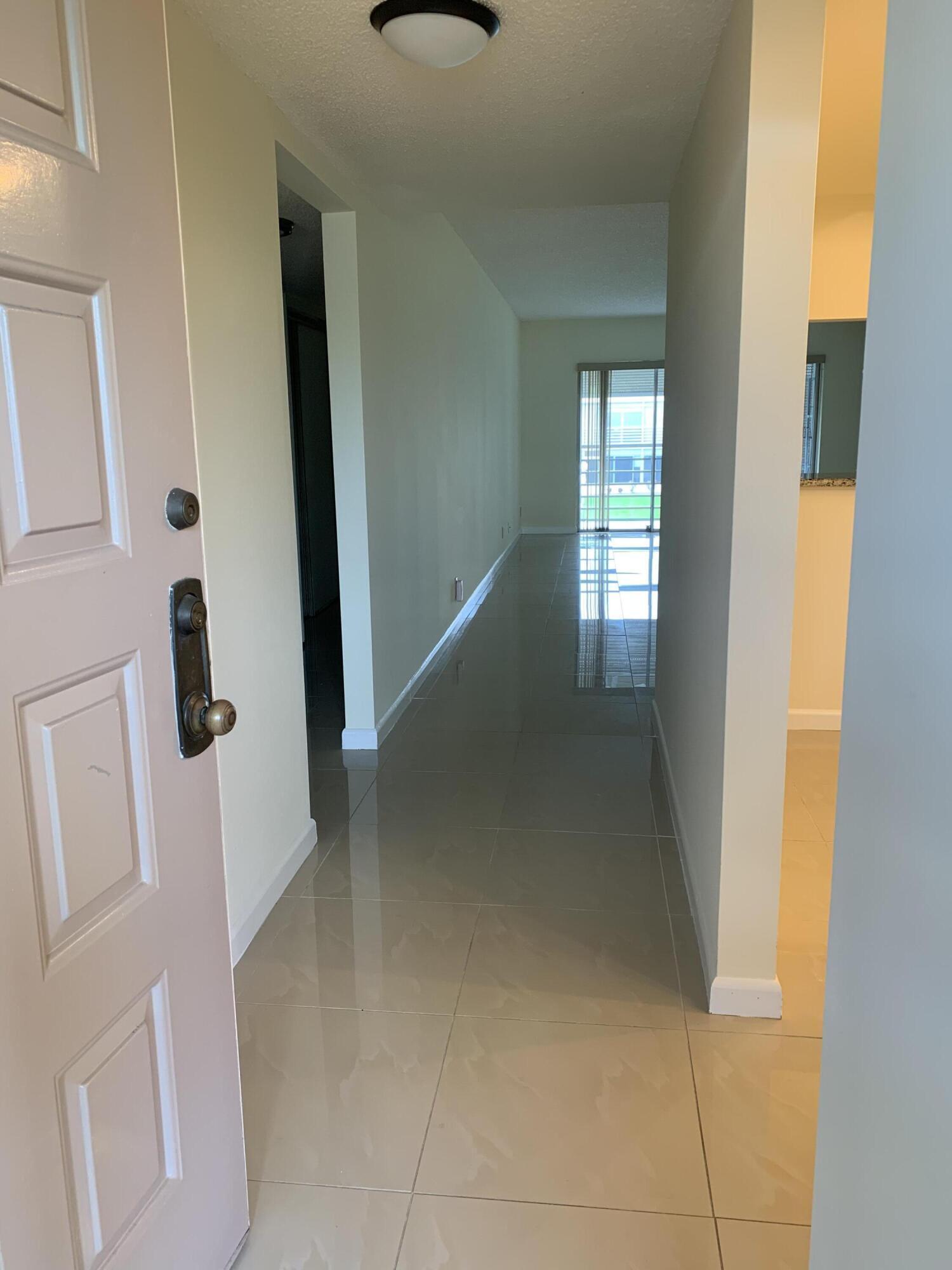 3212 Strawflower Way 204, Lake Worth, FL 33467, Lake Worth - Photo 5