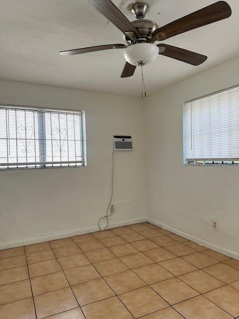 807 Phippen Waiters Road 2, Dania Beach, FL 33004, Dania Beach - Photo 3