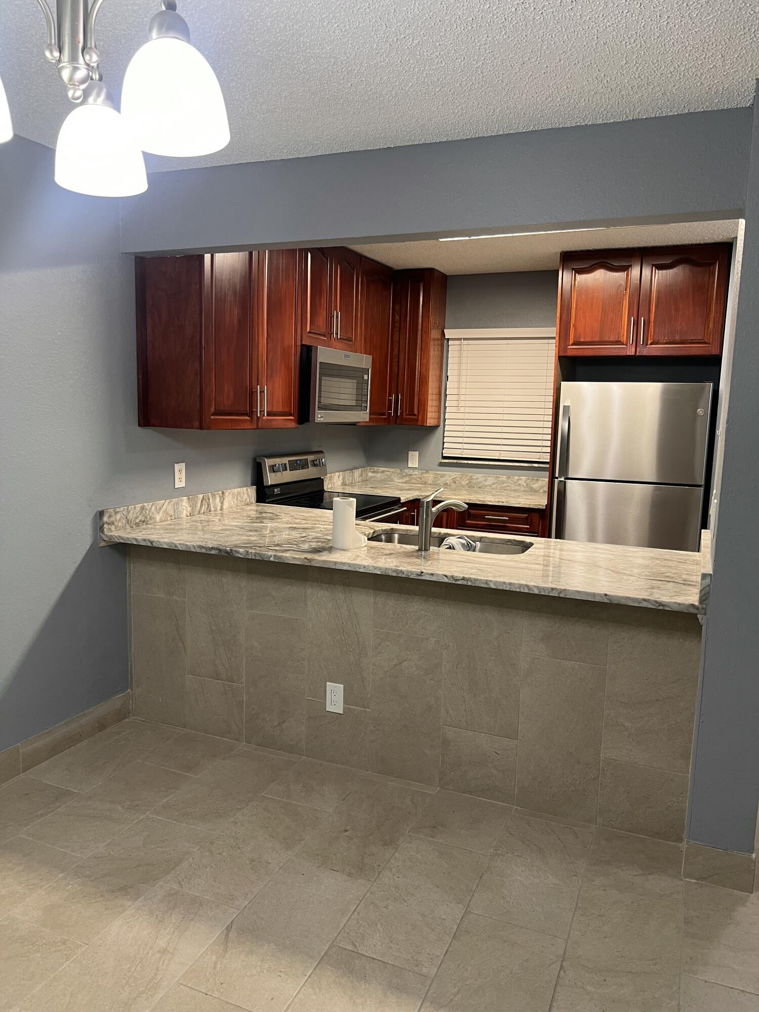 1661 E Balfour Point Drive E, West Palm Beach, FL 33411, West Palm Beach