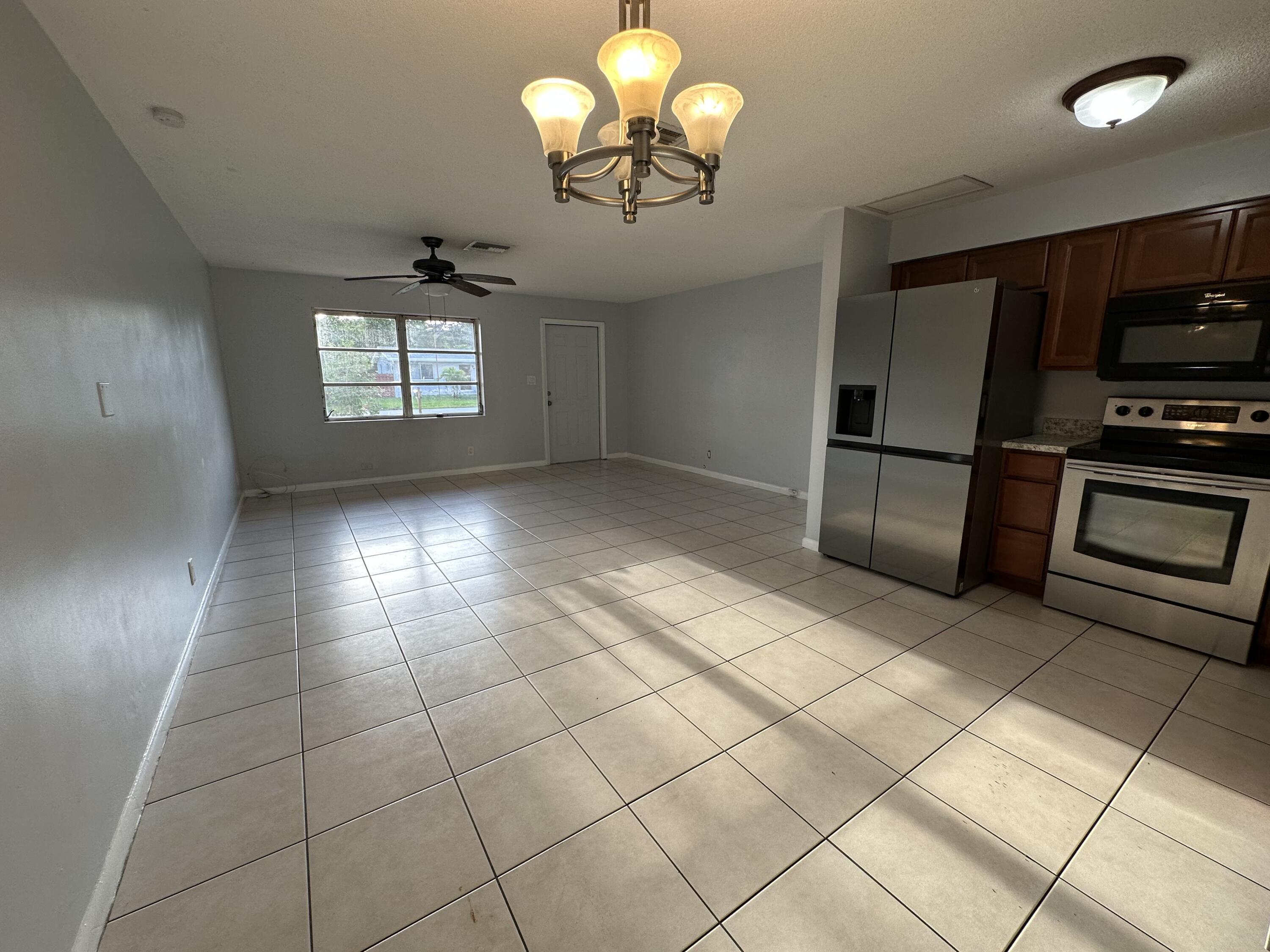 8502 Sunset Drive, Palm Beach Gardens, FL 33410, Palm Beach Gardens - Photo 3