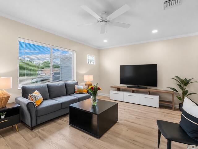 1541 NE 15th Avenue 1541, Fort Lauderdale, FL 33304, Fort Lauderdale - Photo 2
