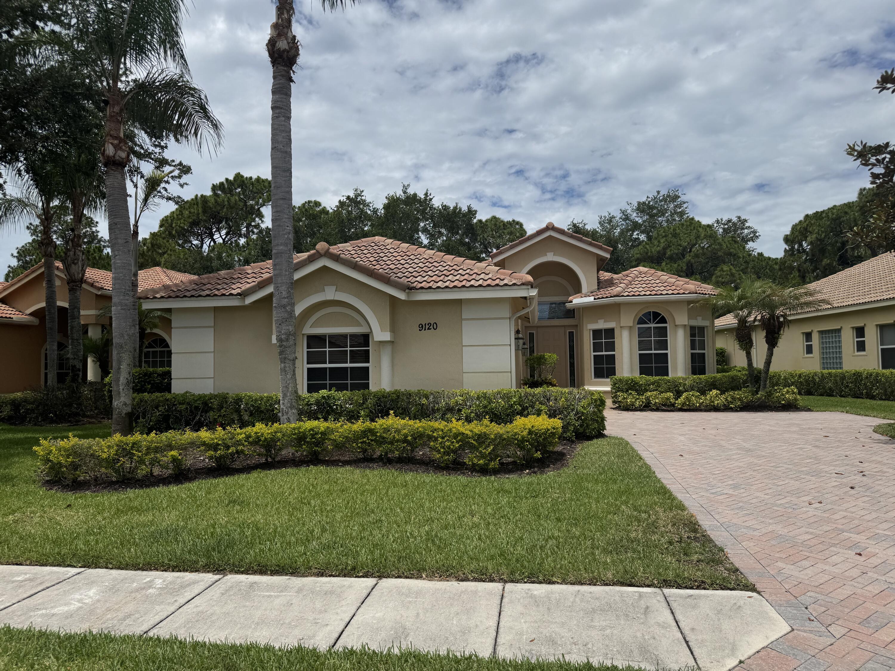 9120 Pumpkin Ridge, Port St. Lucie, FL 34986, Port St. Lucie - Photo 2