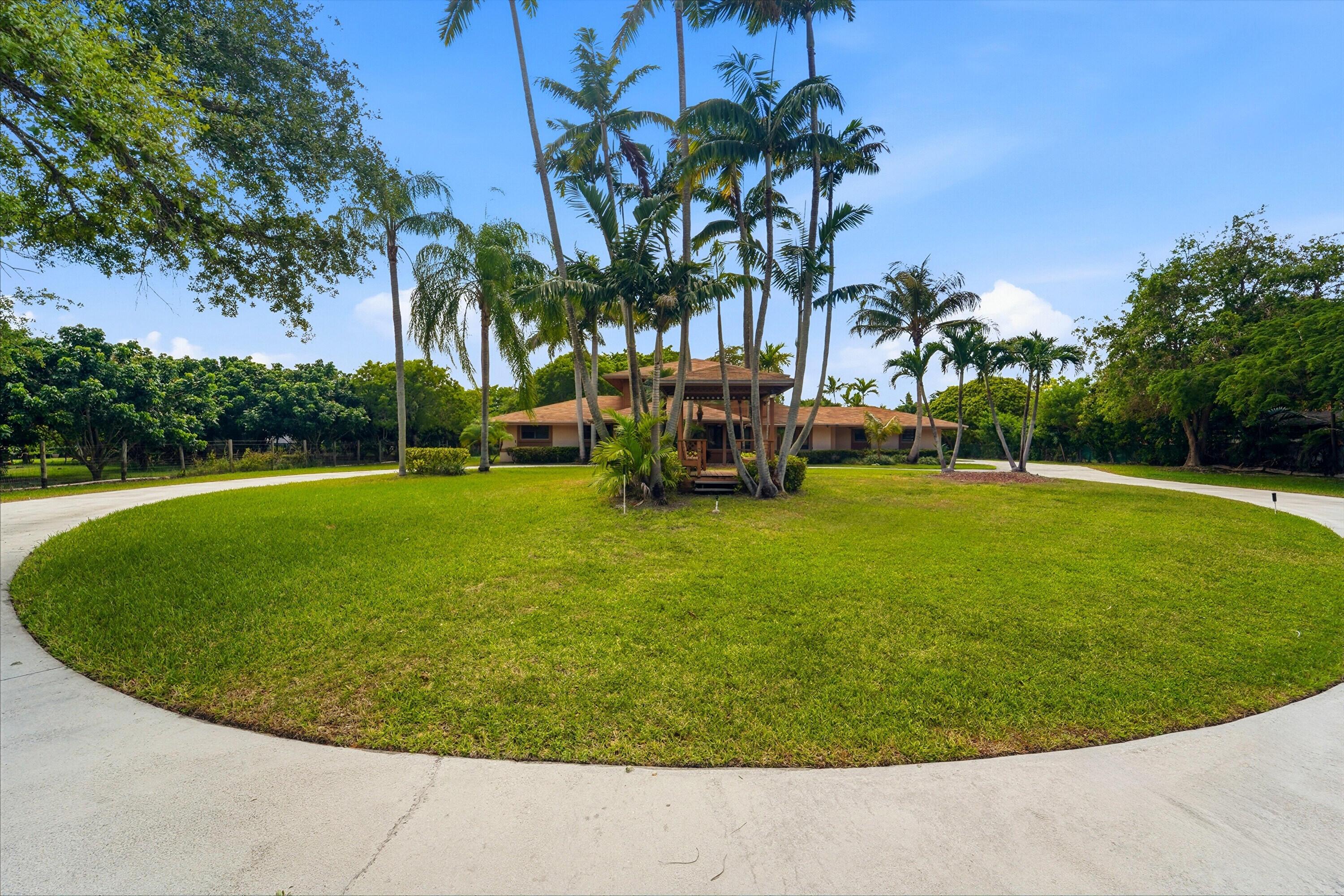 24210 SW 122nd Avenue SW, Homestead, FL 33032, Homestead - Photo 2