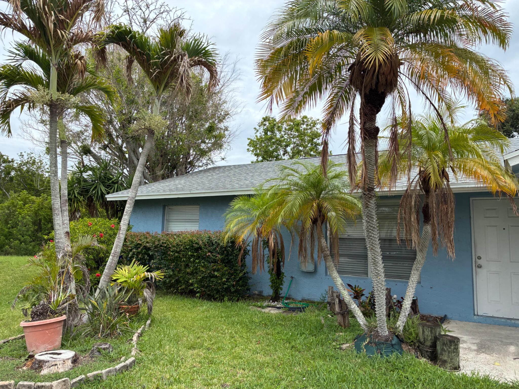 9627 SE Crest Court, Hobe Sound, FL 33455, Hobe Sound - Photo 2