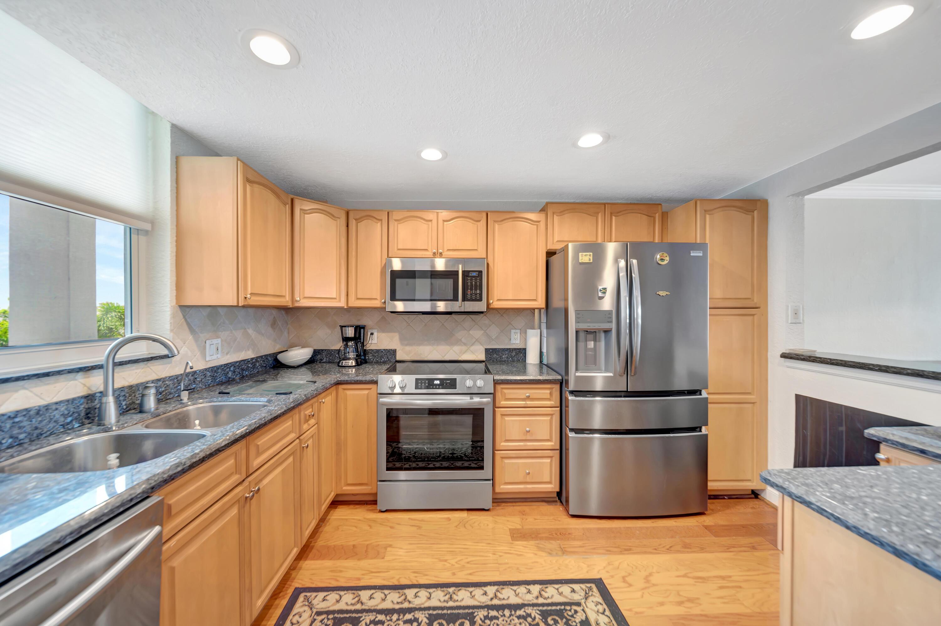 3100 NE 49 Street 403, Fort Lauderdale, FL 33308, Fort Lauderdale - Photo 4