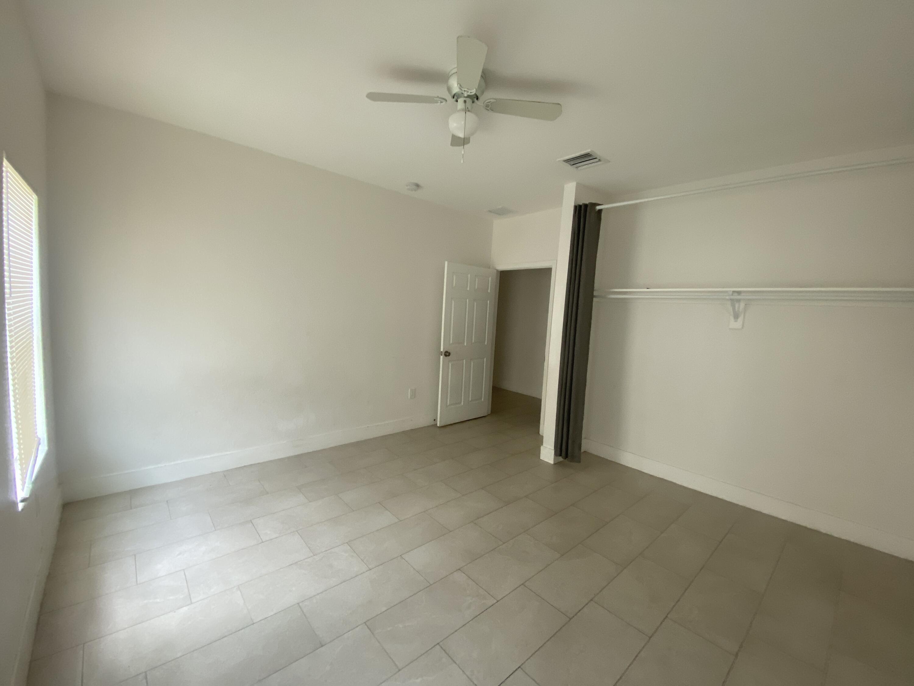 2604 NW 20th Street, Fort Lauderdale, FL 33311, Fort Lauderdale - Photo 4