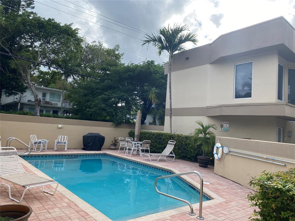 101 SE 15th Avenue E, Fort Lauderdale, FL 33301, Fort Lauderdale - Photo 2