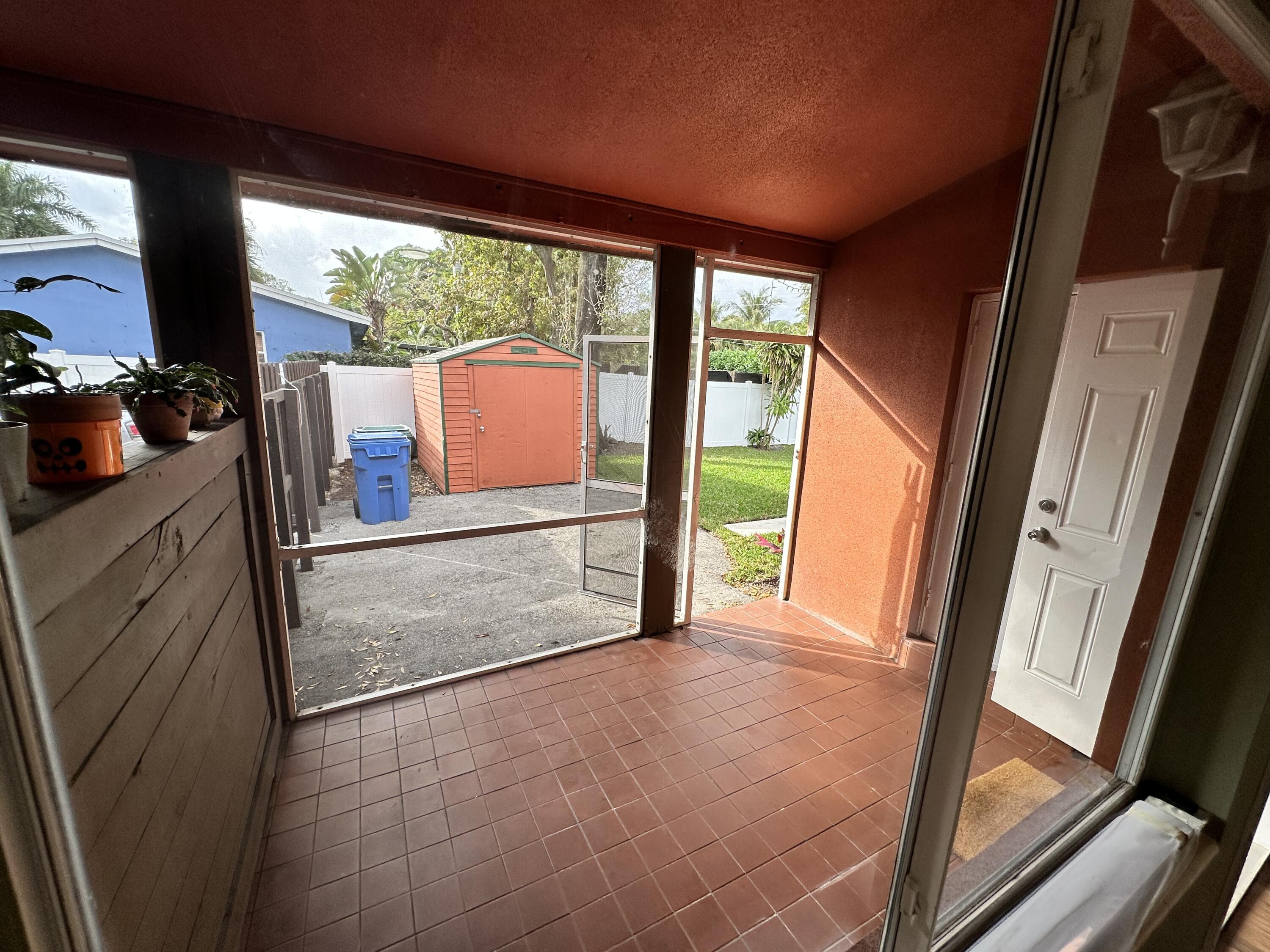 61 NW 35th Street 2, Oakland Park, FL 33309, Oakland Park - Photo 3