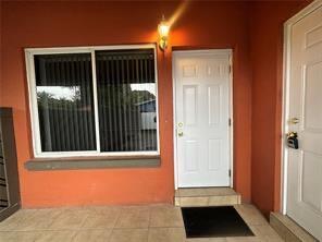 61 NW 35th Street 2, Oakland Park, FL 33309, Oakland Park - Photo 4