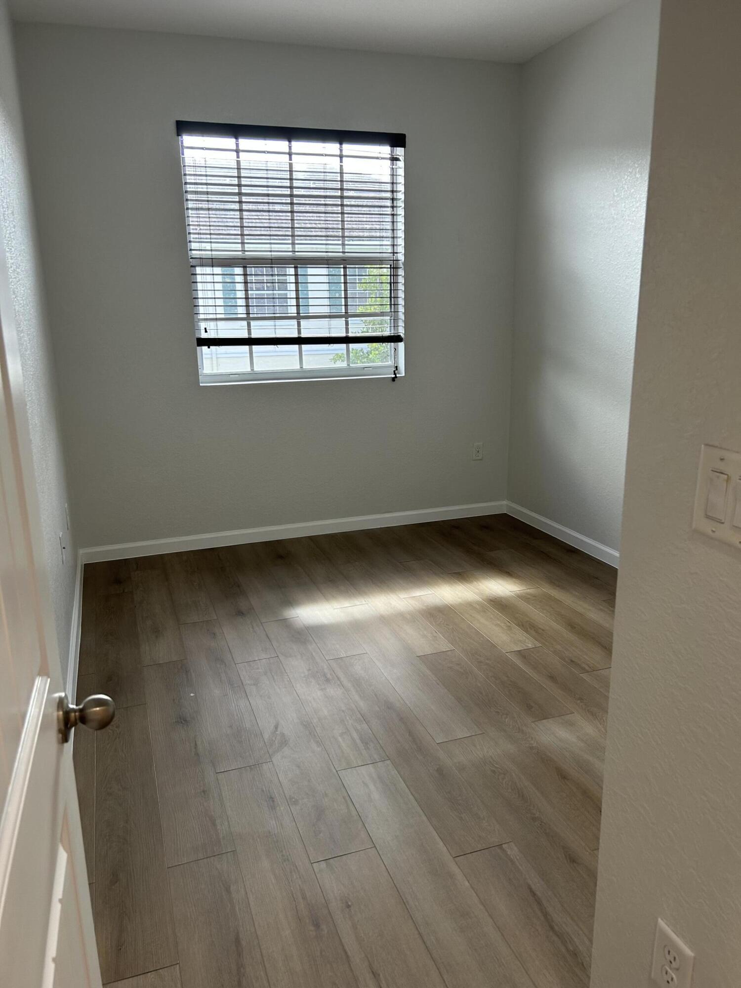 712 SW 2nd Terrace, Pompano Beach, FL 33060, Pompano Beach - Photo 4