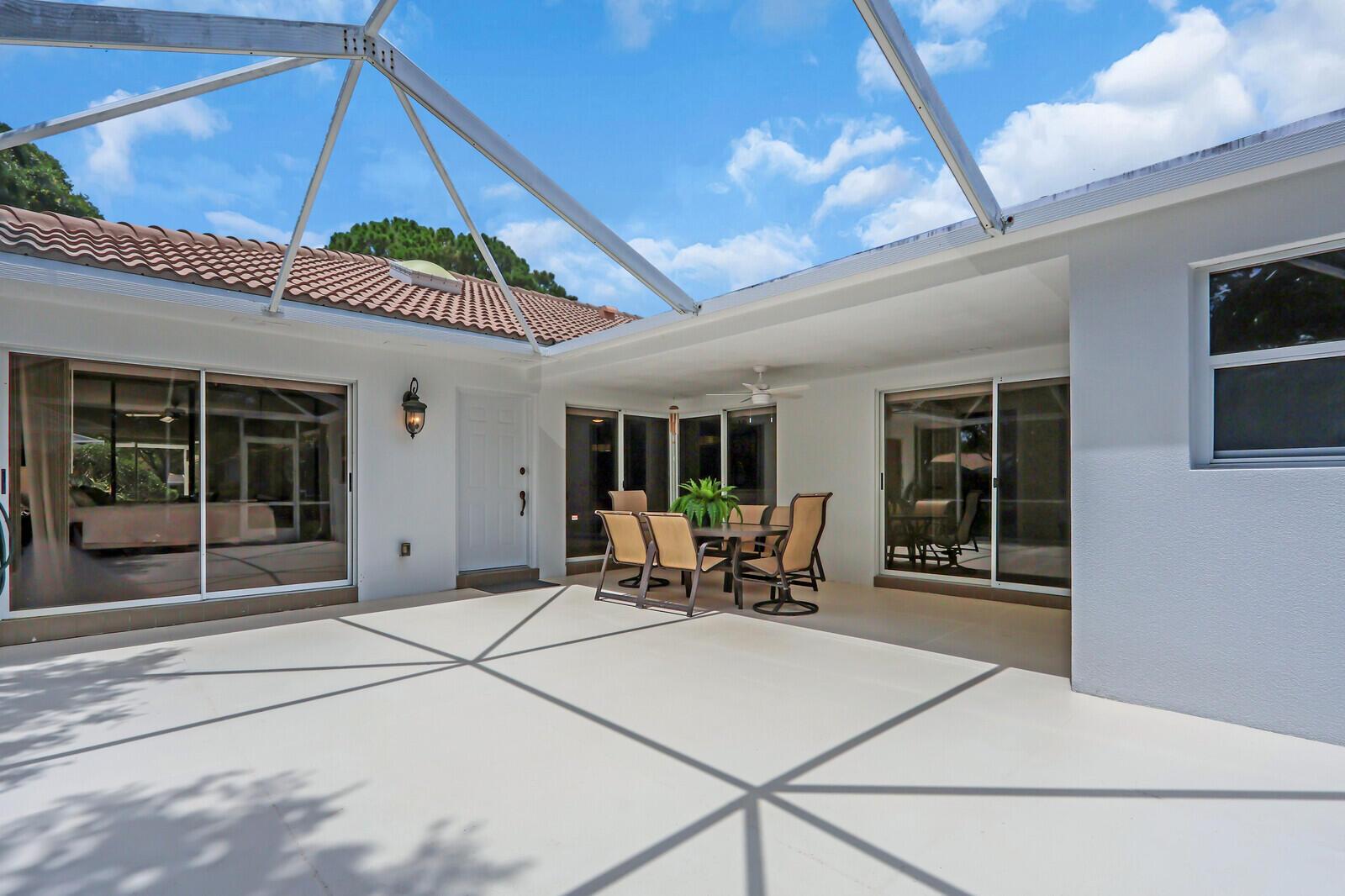 7904 Chapman Oak Court, Palm Beach Gardens, FL 33410, Palm Beach Gardens - Photo 3