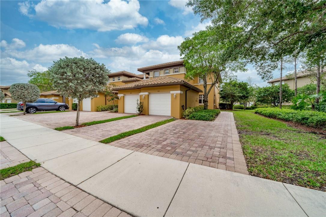 8012 NW 128th Lane, Parkland, FL 33076, Parkland - Photo 3
