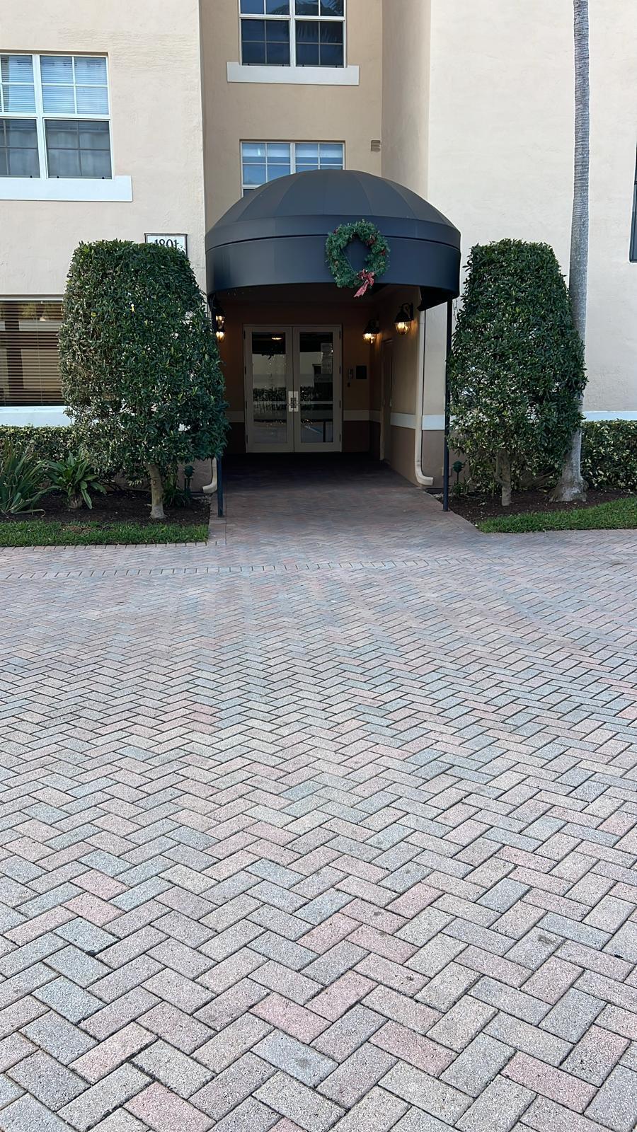 1801 N Flagler (seasonal Or Annual) Drive 101, West Palm Beach, FL 33407, West Palm Beach - Photo 2