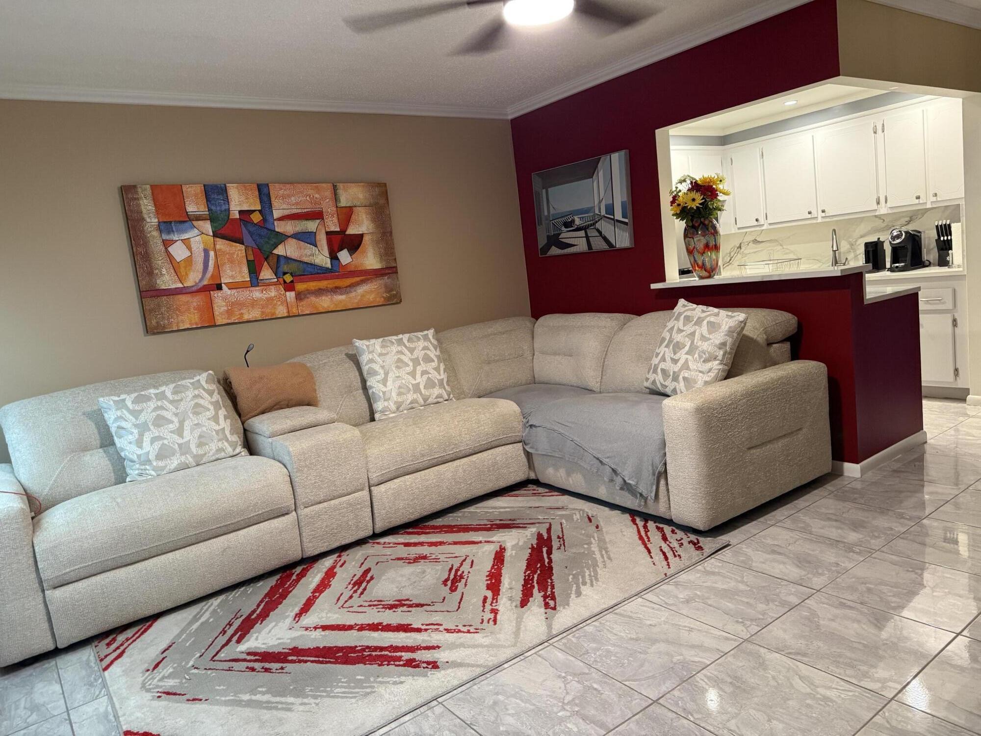 362 Oakridge T, Deerfield Beach, FL 33442, Deerfield Beach - Photo 5