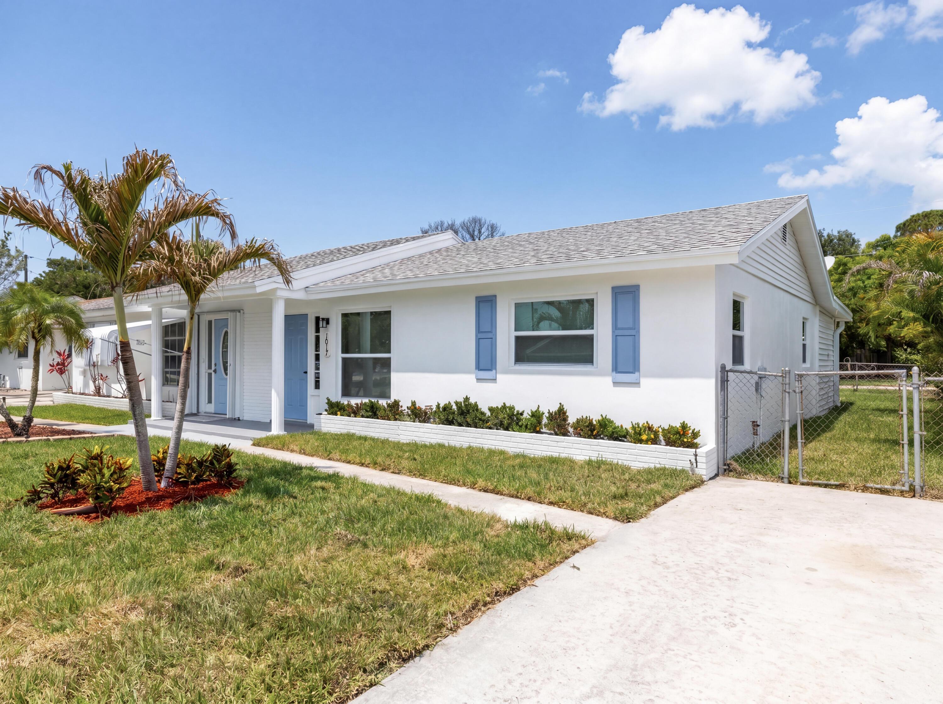 1017 Riverwood Lane, Jupiter, FL 33458, Jupiter - Photo 2