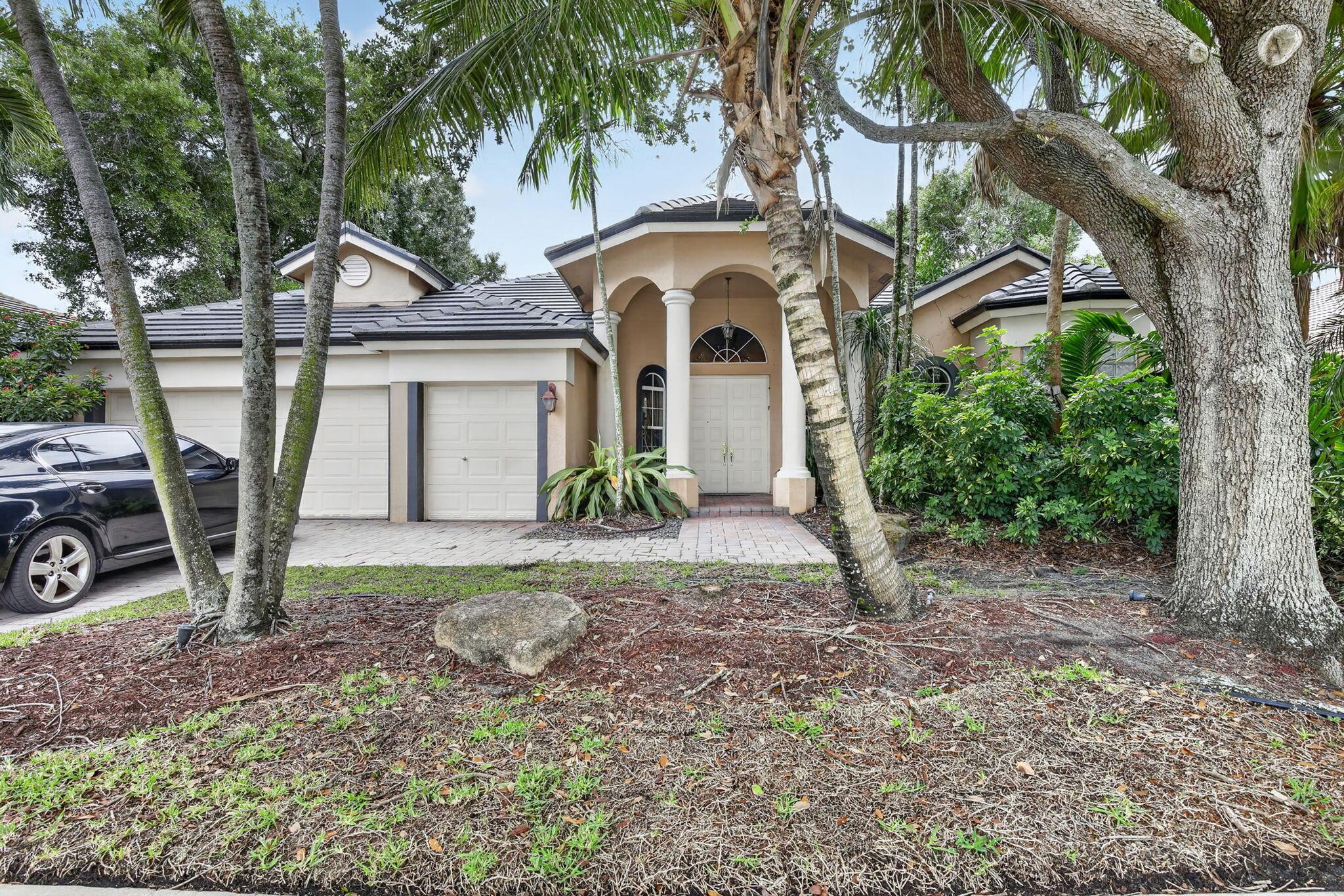 8106 N Savannah Circle, Davie, FL 33328, Davie - Photo 5