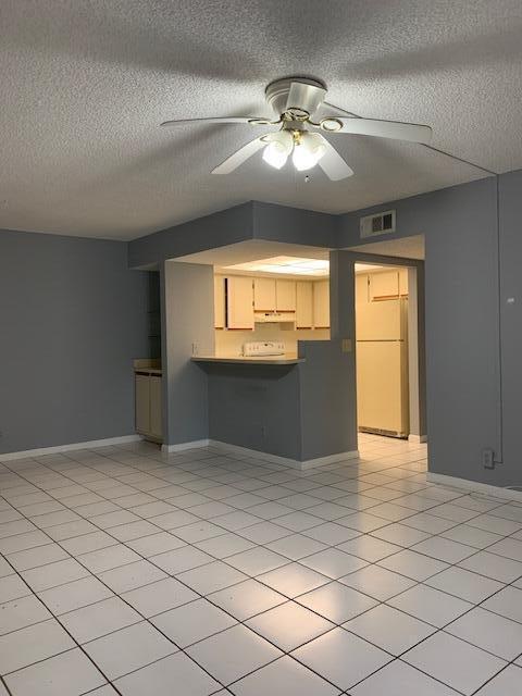 1565 SE Royal Green Circle 108, Port St. Lucie, FL 34952, Port St. Lucie - Photo 5