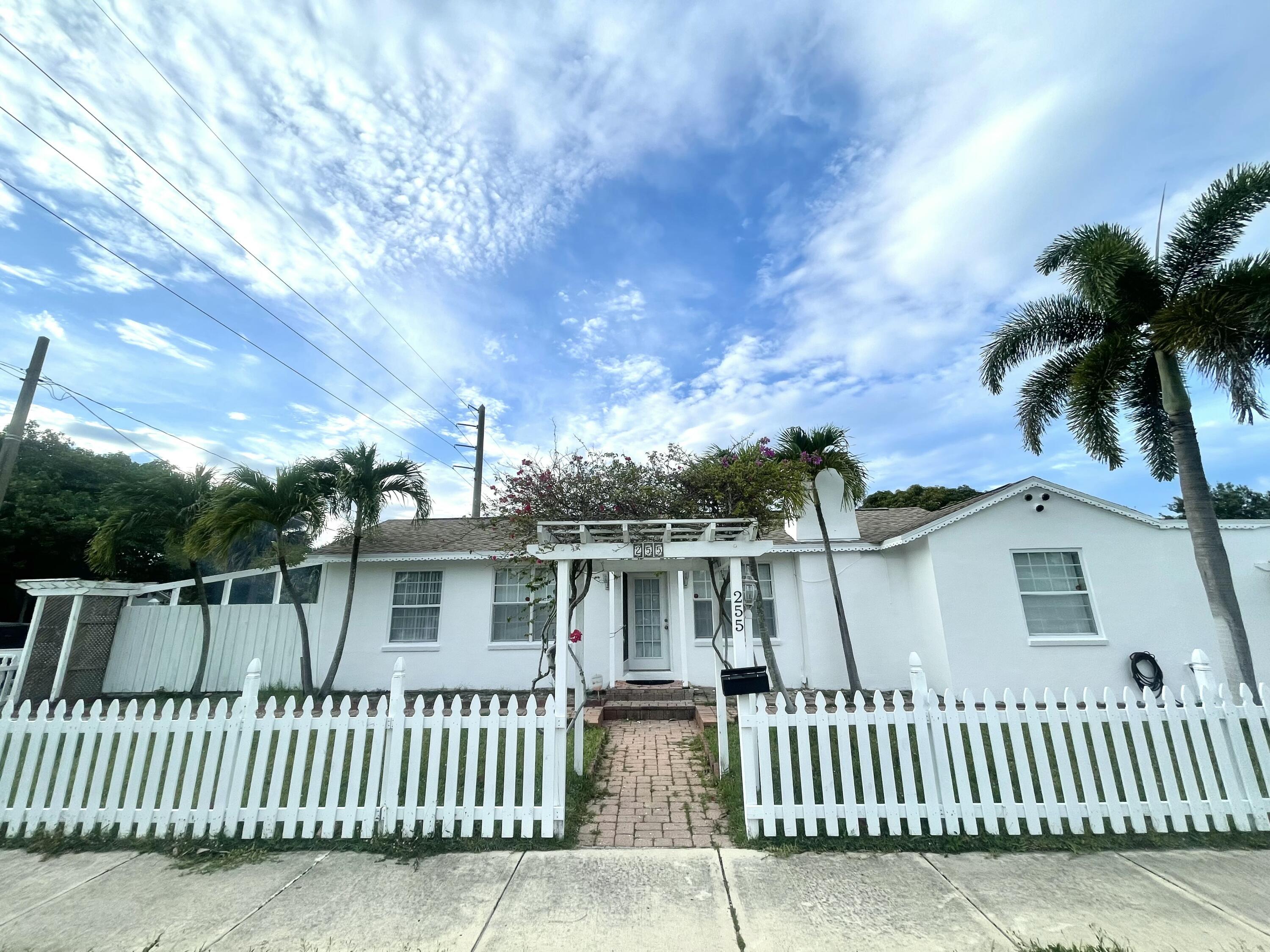 255 Foresteria Drive, Lake Park, FL 33403, Lake Park