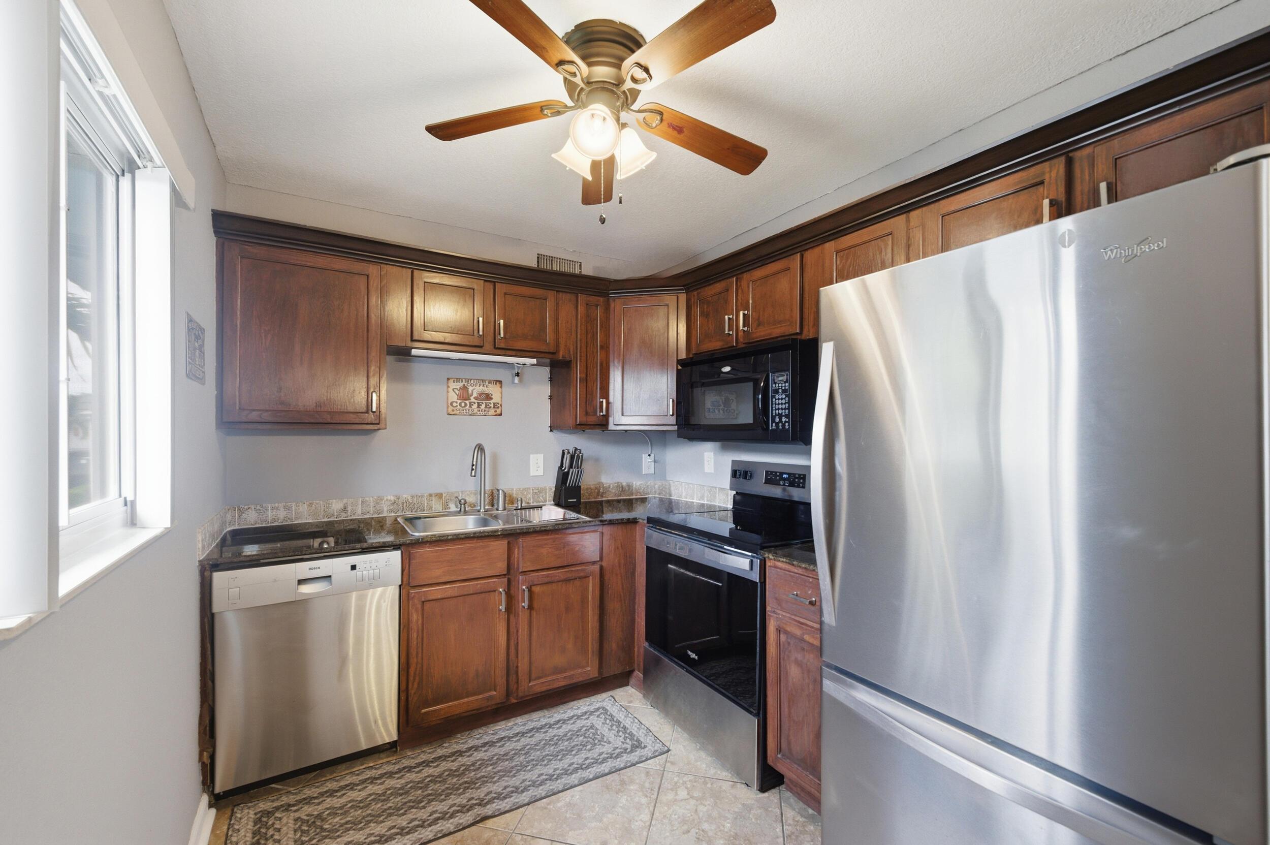 376 Saxony H, Delray Beach, FL 33446, Delray Beach