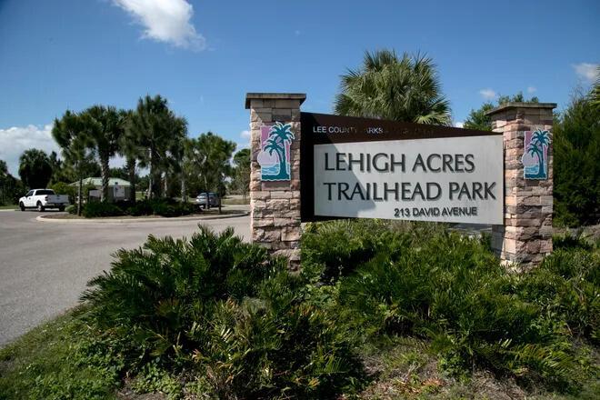 1248 Cordoba Street E, Lehigh Acres, FL 33974, Lehigh Acres - Photo 5