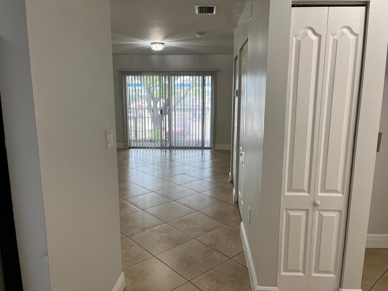 201 NW 177th Street B-206, Miami Gardens, FL 33169, Miami Gardens - Photo 4