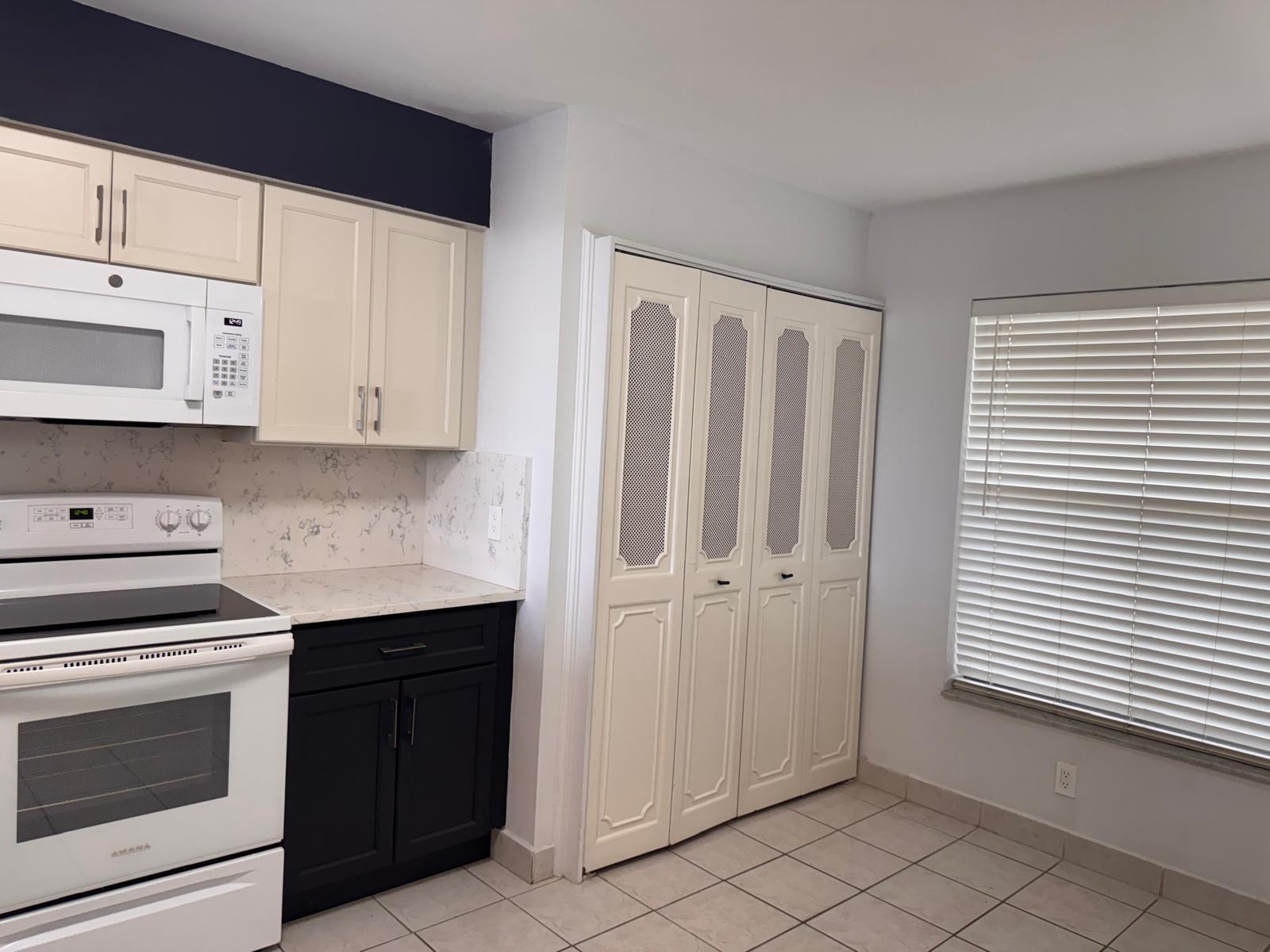 4570 NW 18th Avenue 605, Deerfield Beach, FL 33064, Deerfield Beach - Photo 2