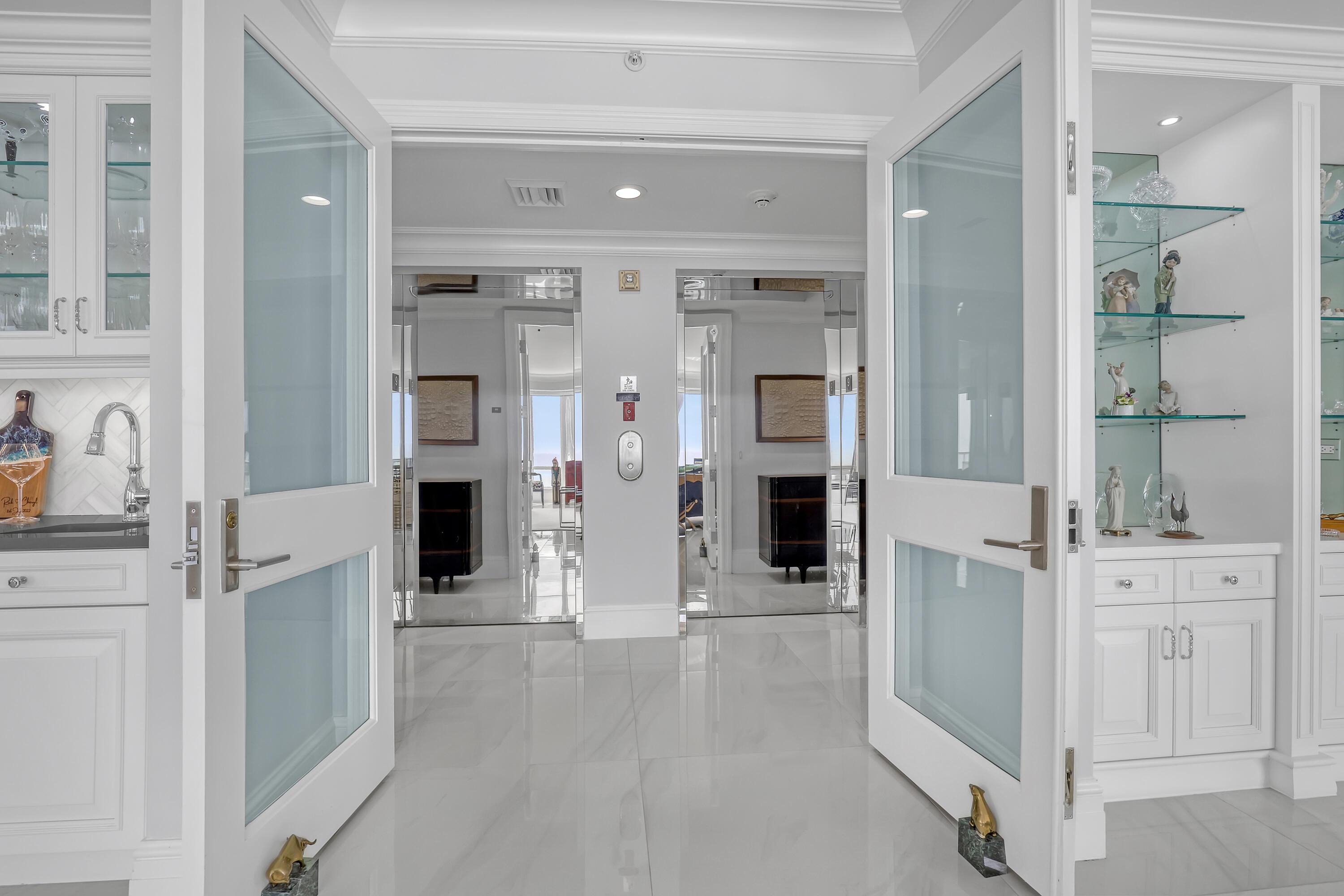 3920 N Ocean Drive 9b, Singer Island, FL 33404, Singer Island - Photo 3