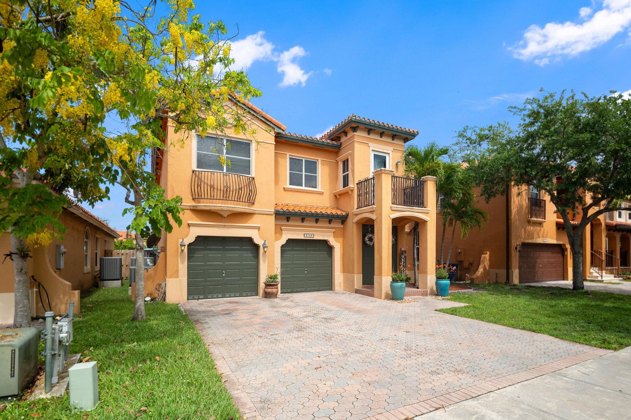 3144 SW 154th Place, Miami, FL 33185, Miami - Photo 2