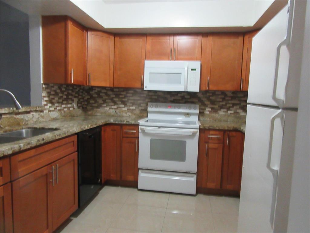 4100 NW 110th Avenue A-SOUTH, Coral Springs, FL 33065, Coral Springs - Photo 5