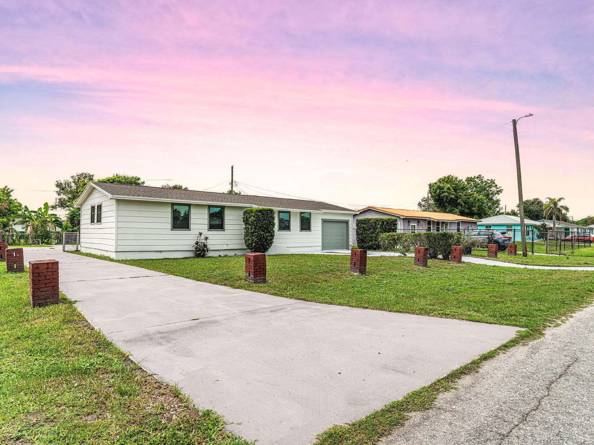 1028 Kentucky Avenue, Clewiston, FL 33440, Clewiston - Photo 5