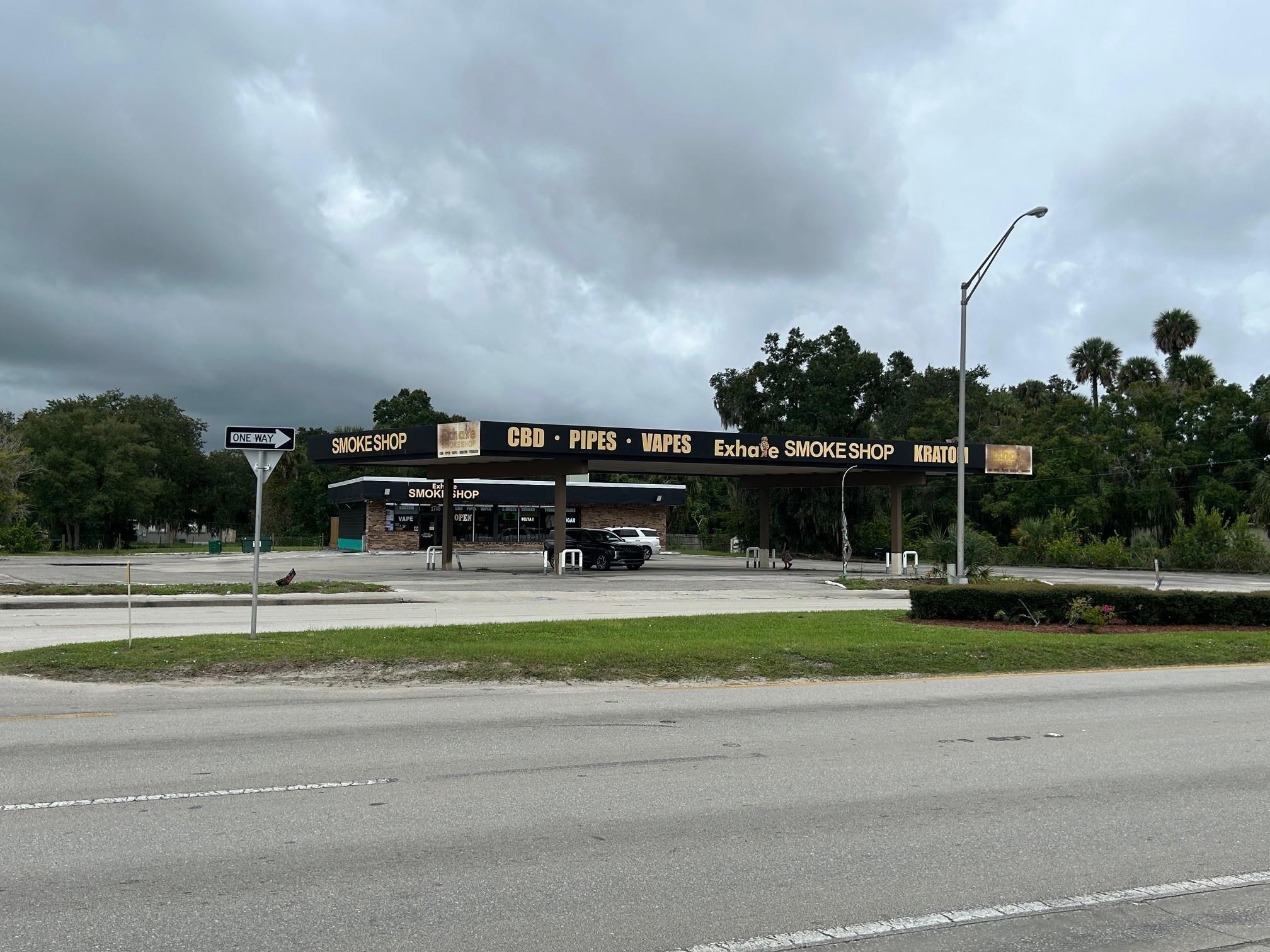 1705 S Parrott Avenue, Okeechobee, FL 34974, Okeechobee - Photo 3
