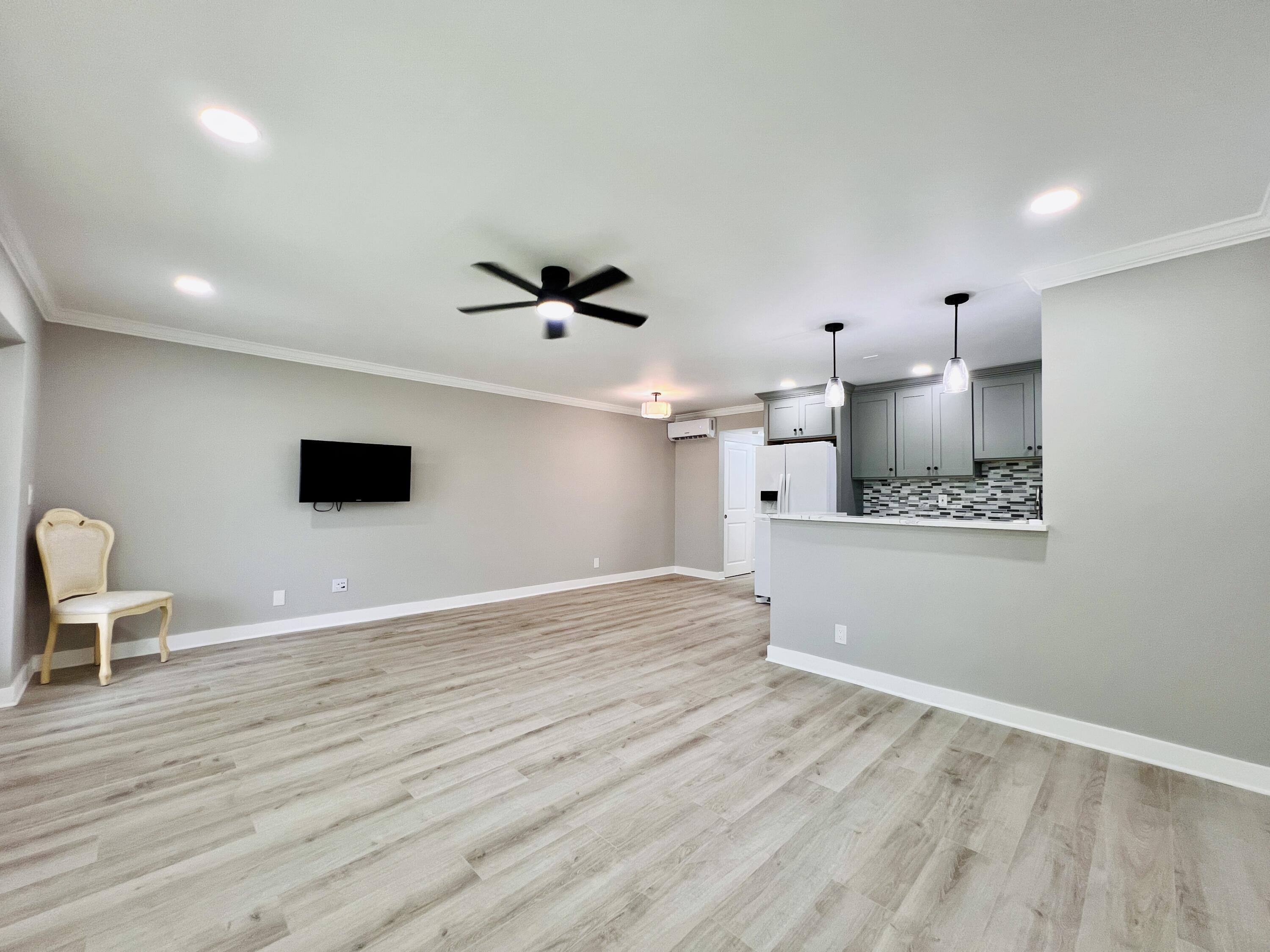 15 Bedford A, West Palm Beach, FL 33417, West Palm Beach - Photo 5
