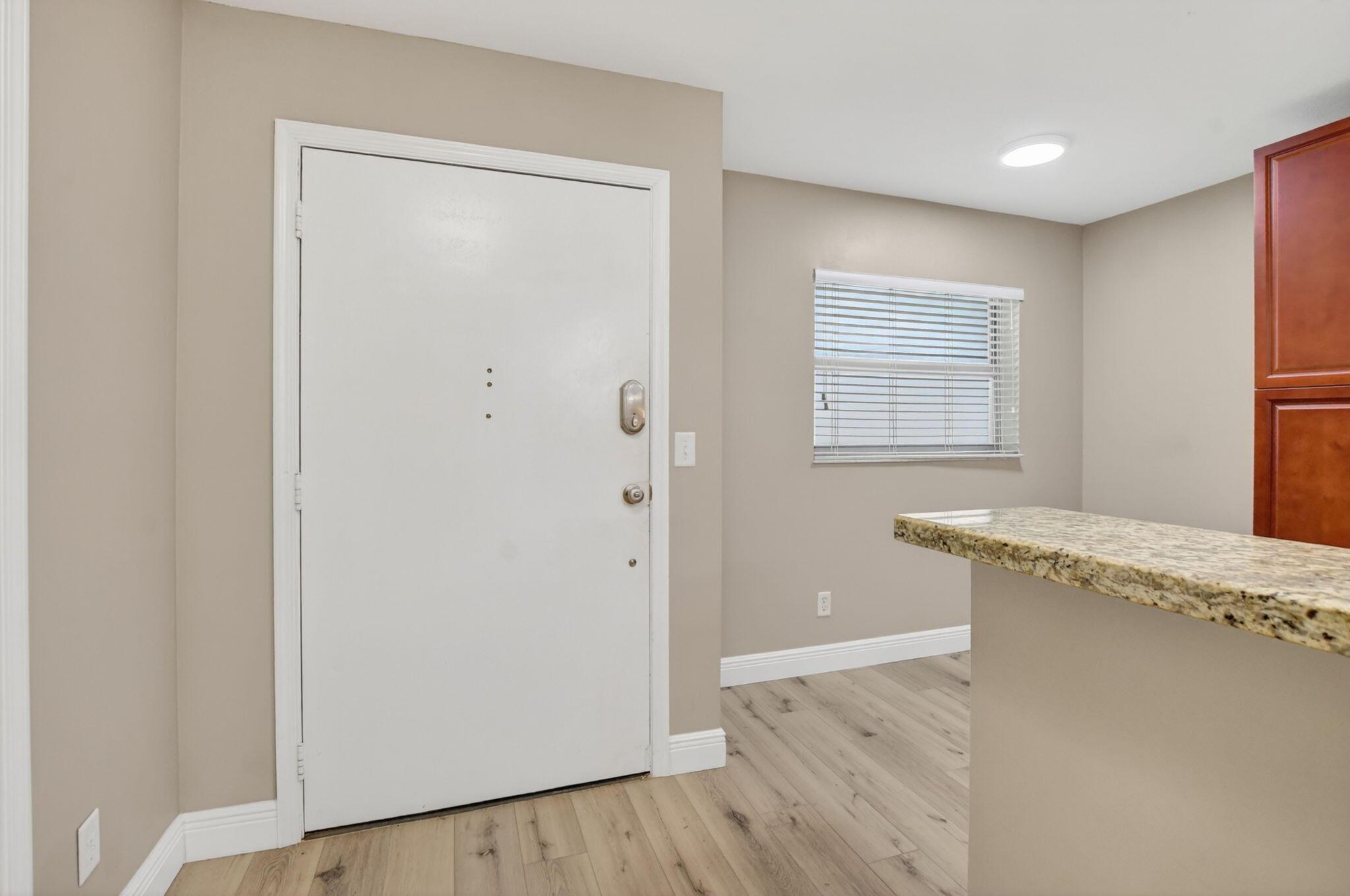 23305 N Barwood Ln Lane N 209, Boca Raton, FL 33428, Boca Raton - Photo 4