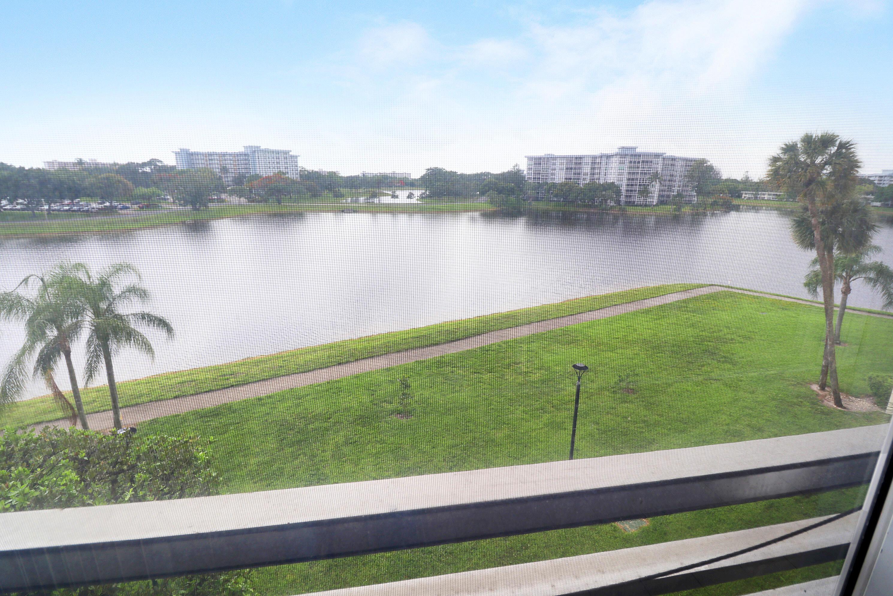 3095 N Course Drive 409, Pompano Beach, FL 33069, Pompano Beach - Photo 4