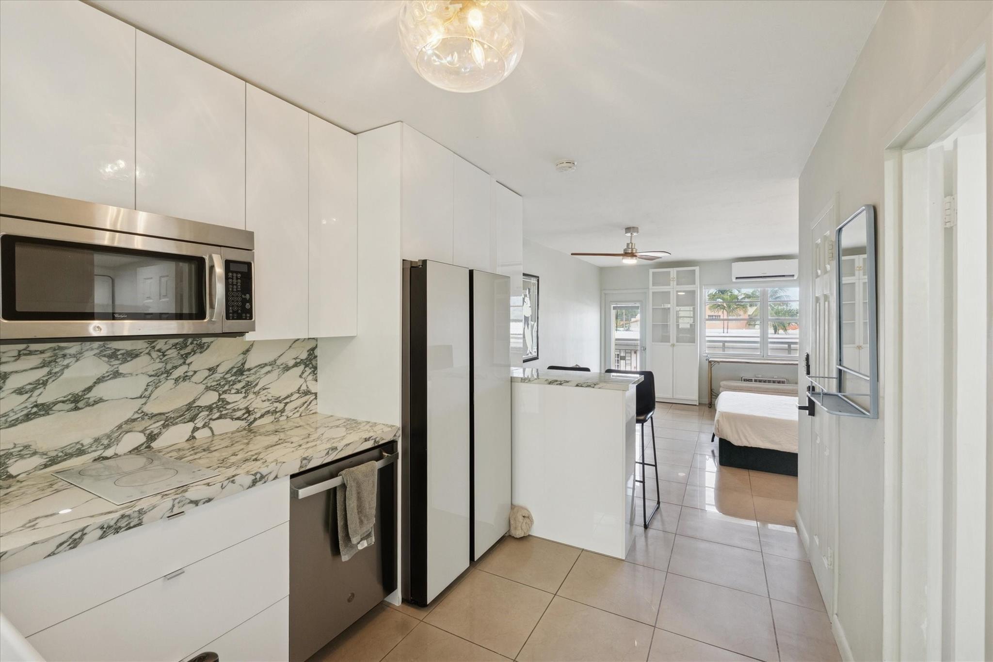 851 Meridian Avenue 33, Miami Beach, FL 33139, Miami Beach - Photo 2