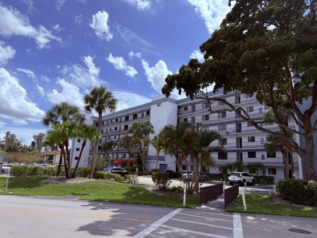 7770 Tahiti Lane 405, Lake Worth, FL 33467, Lake Worth