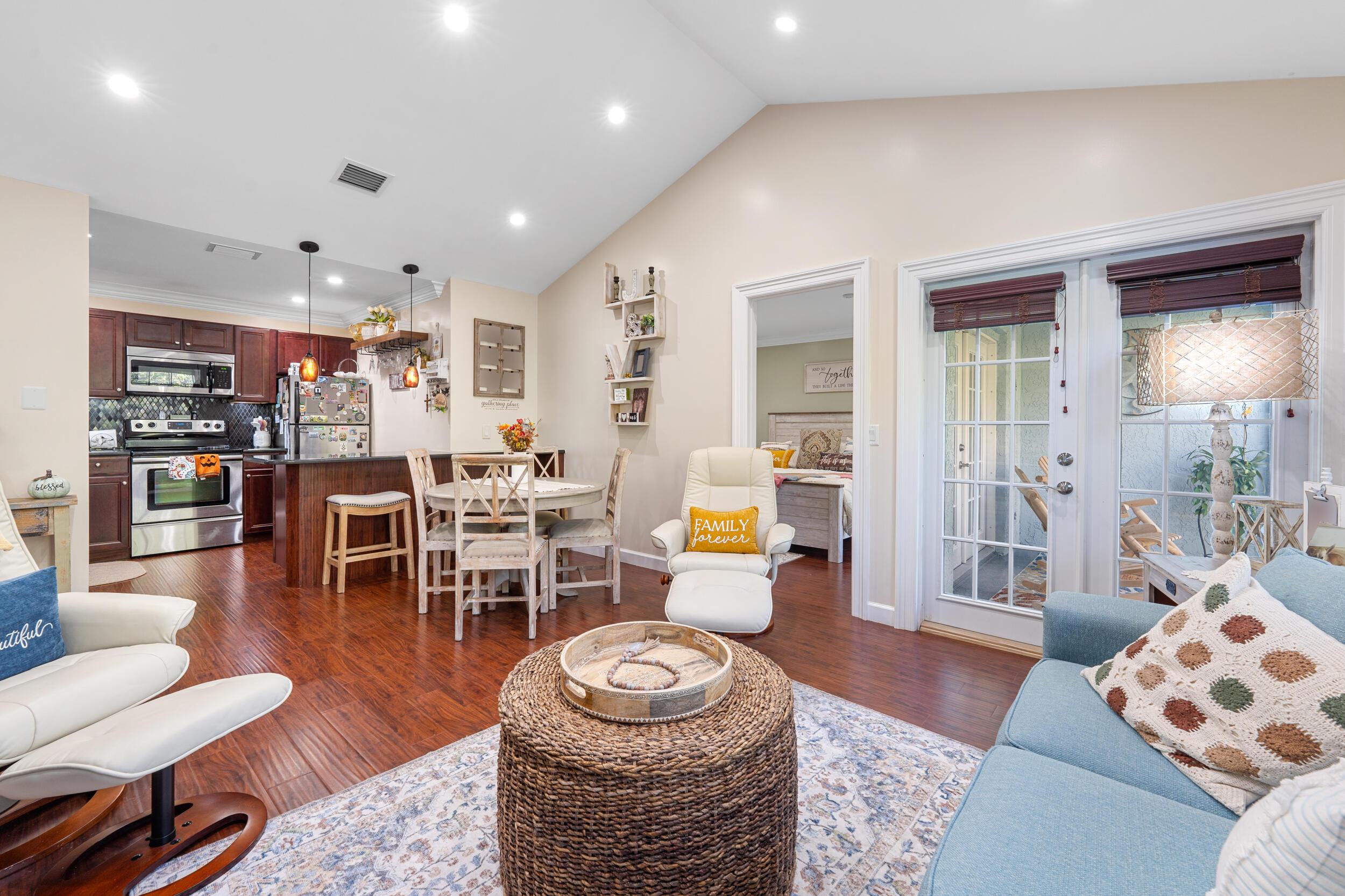 1616 SE Green Acres Circle M204, FL 34952, null - Photo 5