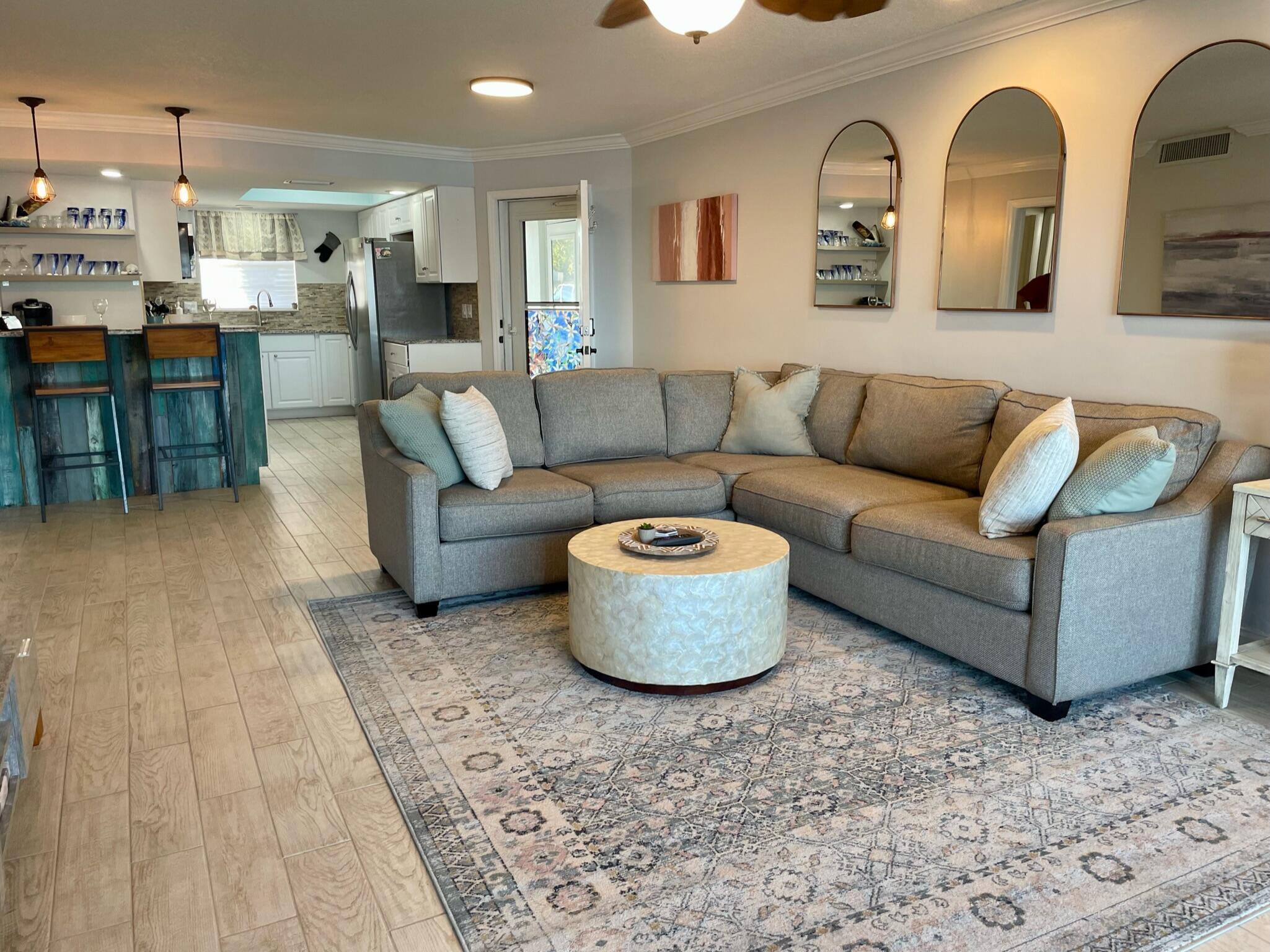 410 Wilma Circle 103, Riviera Beach, FL 33404, Riviera Beach - Photo 3